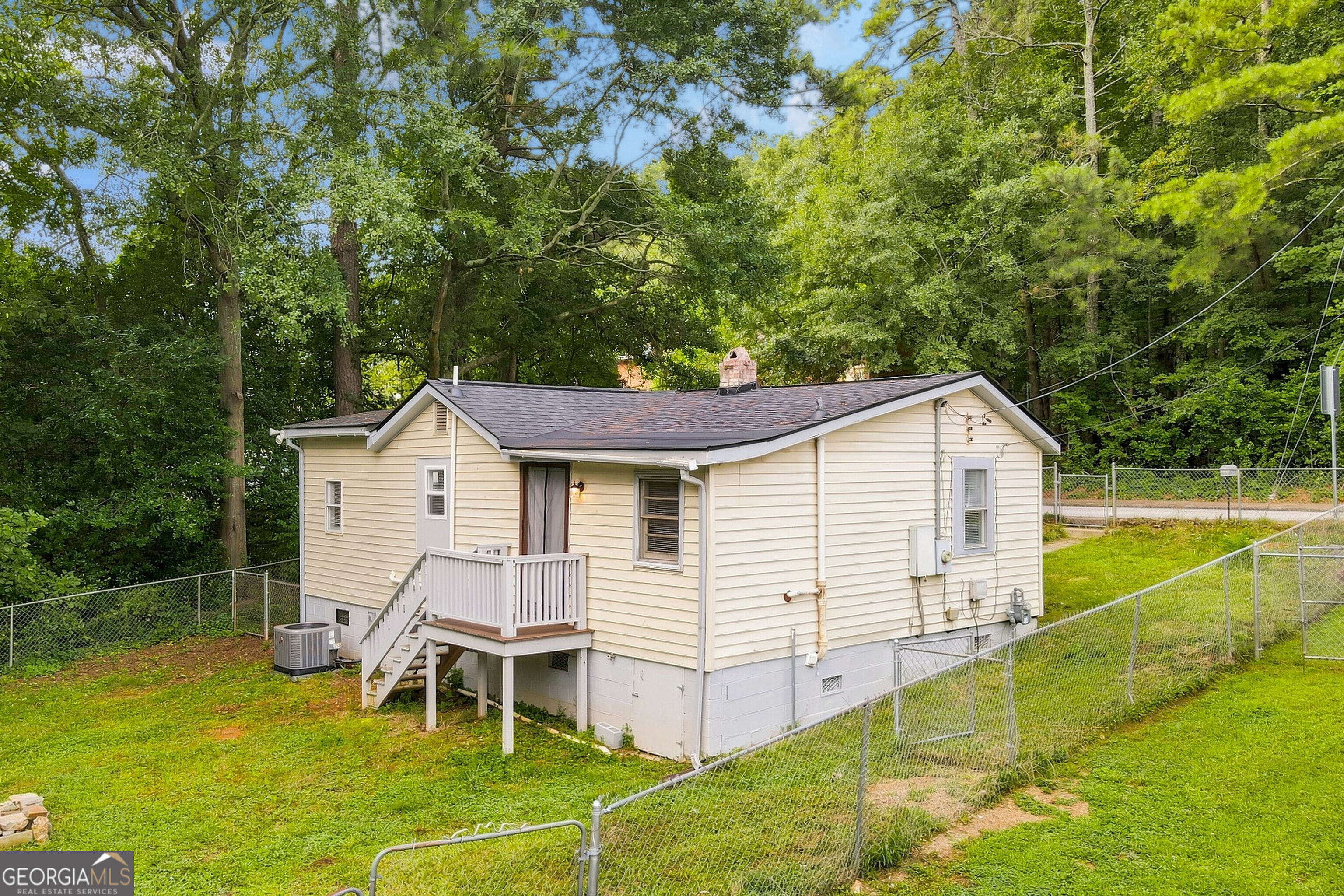 293 E Carver Drive Property Photo 10