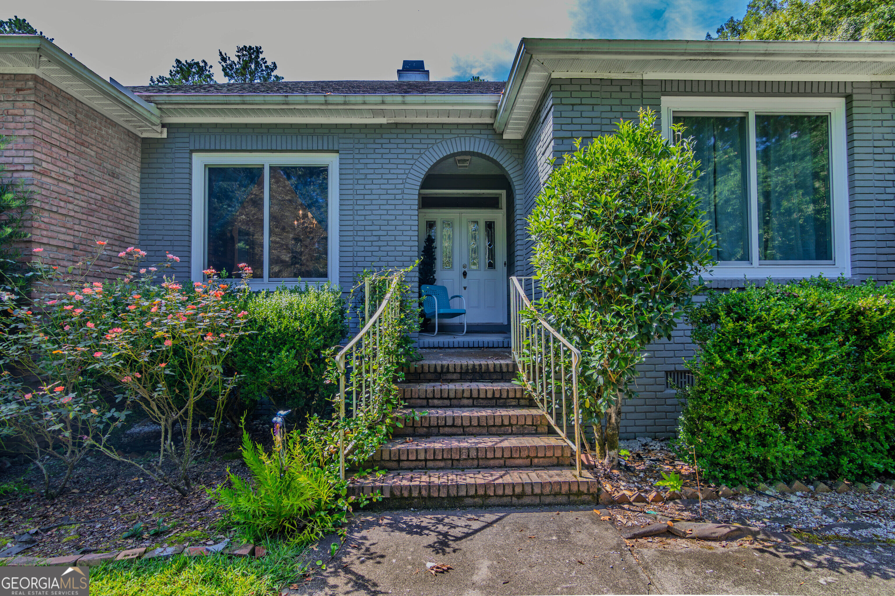 204 Weatherford Place Property Photo 4