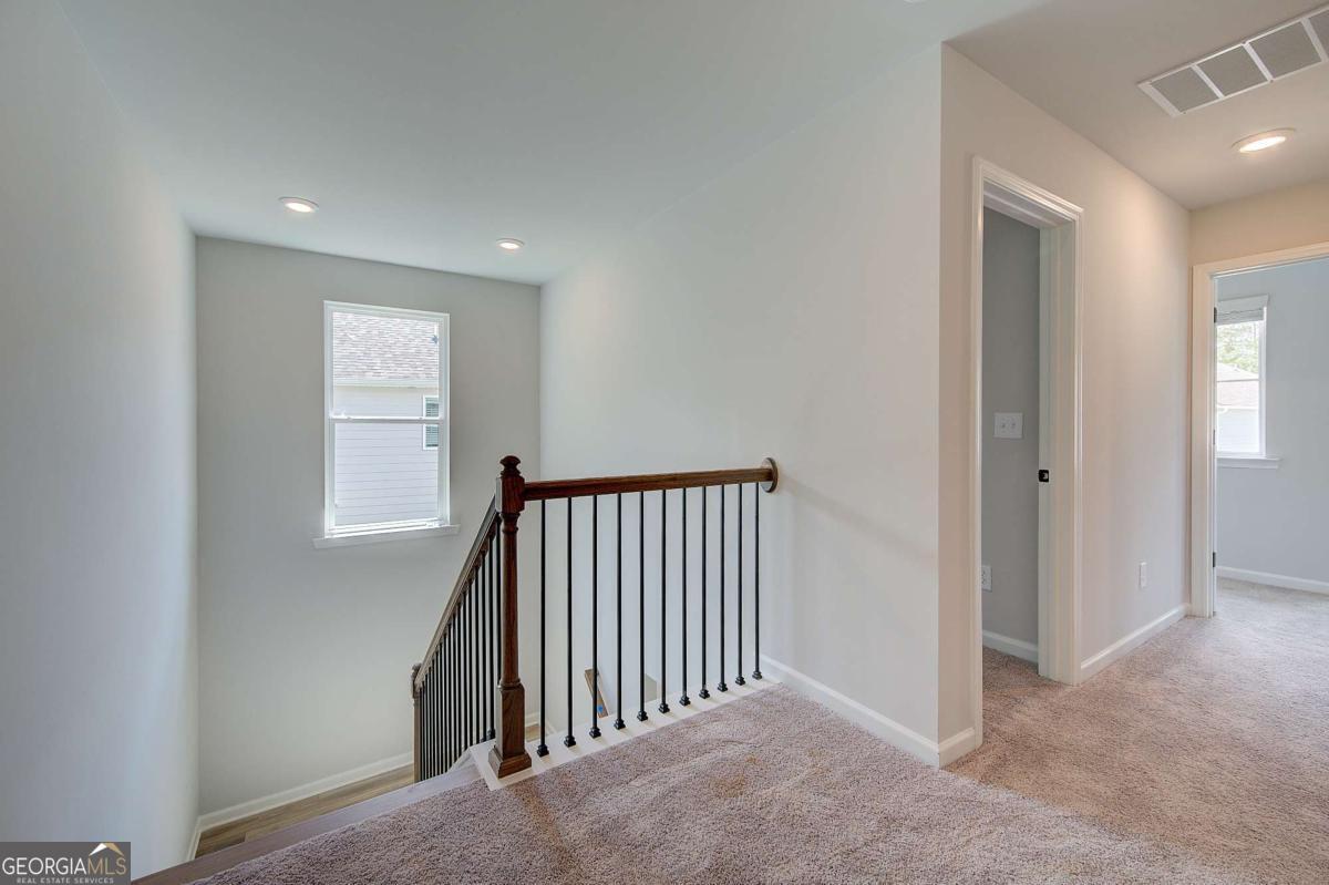 225 St Annes Place Property Photo 18