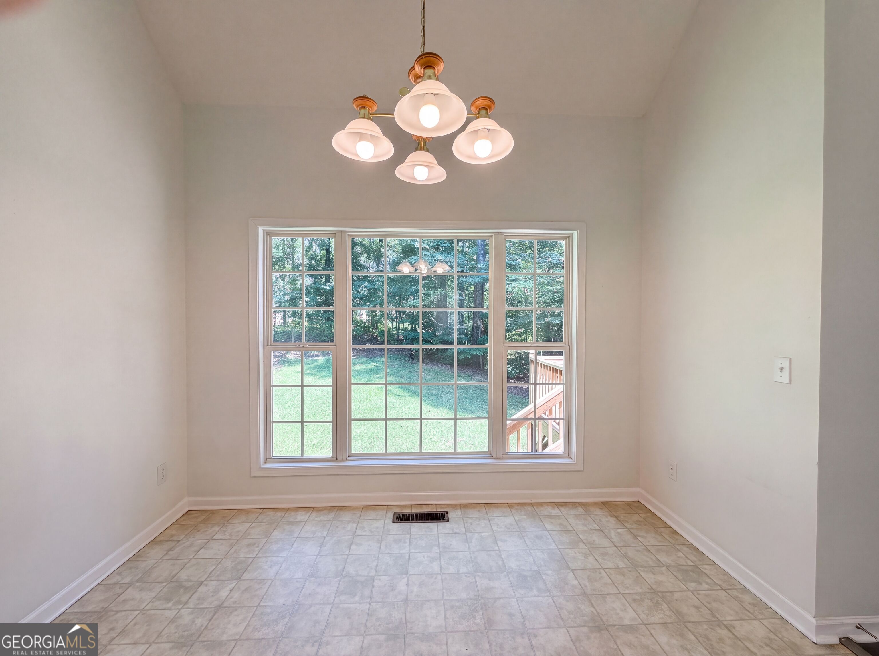 222 Lazy Water Drive Property Photo 10