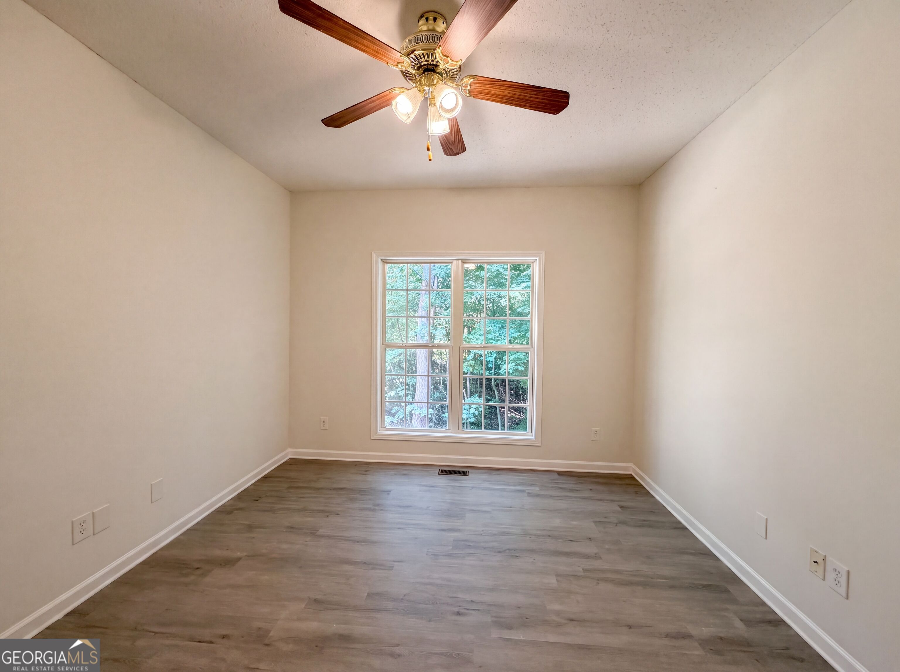222 Lazy Water Drive Property Photo 14