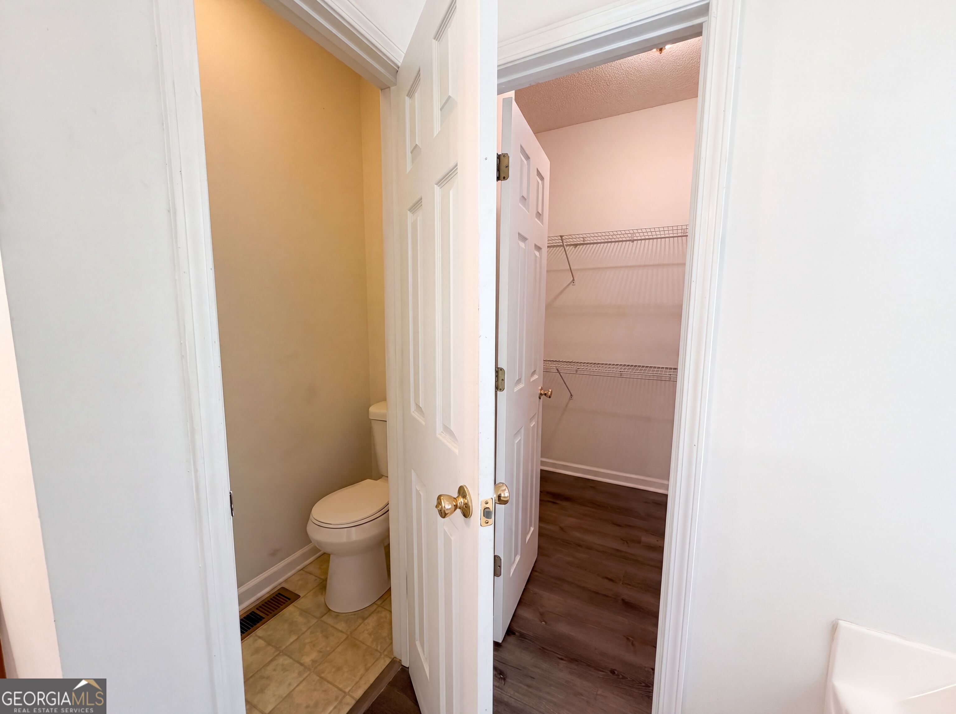 222 Lazy Water Drive Property Photo 18
