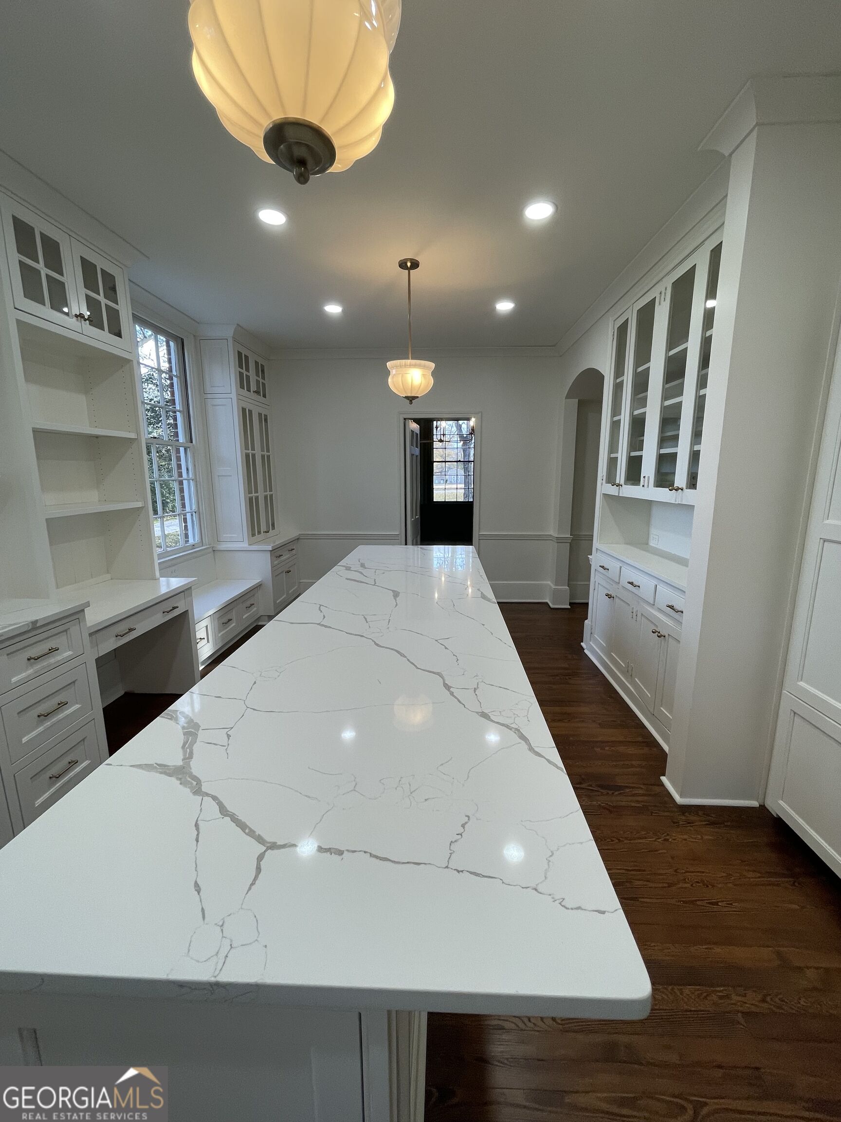 408 Thurston Avenue Property Photo 8