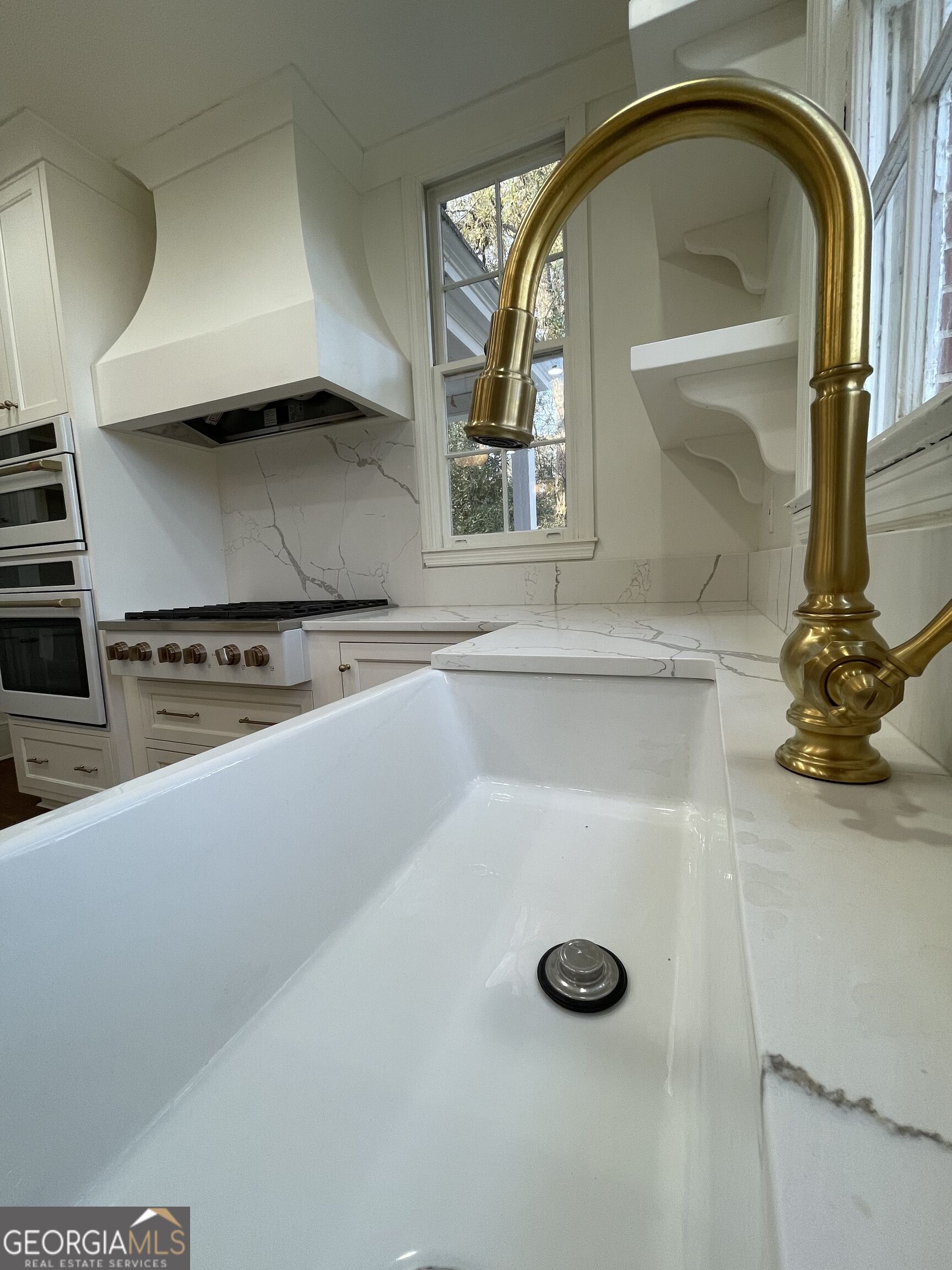 408 Thurston Avenue Property Photo 11