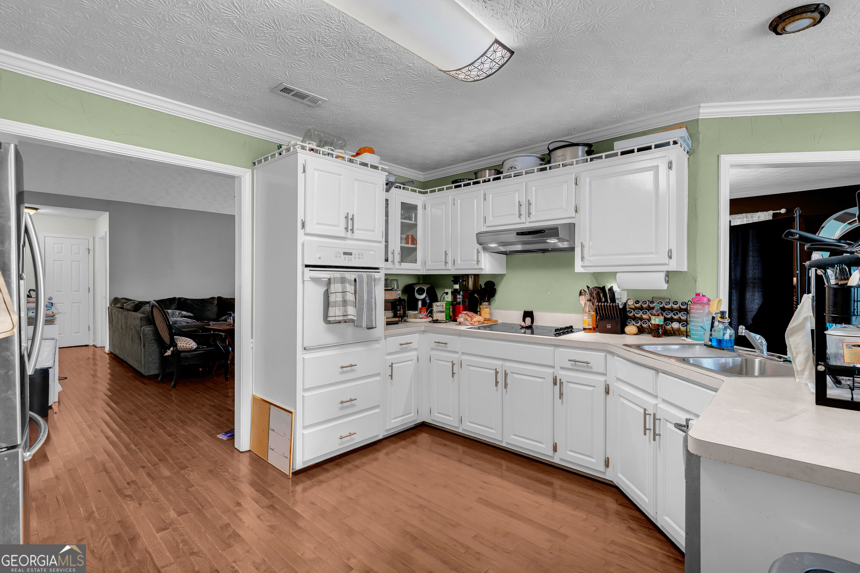 4841 Thornwood Drive Property Photo 12