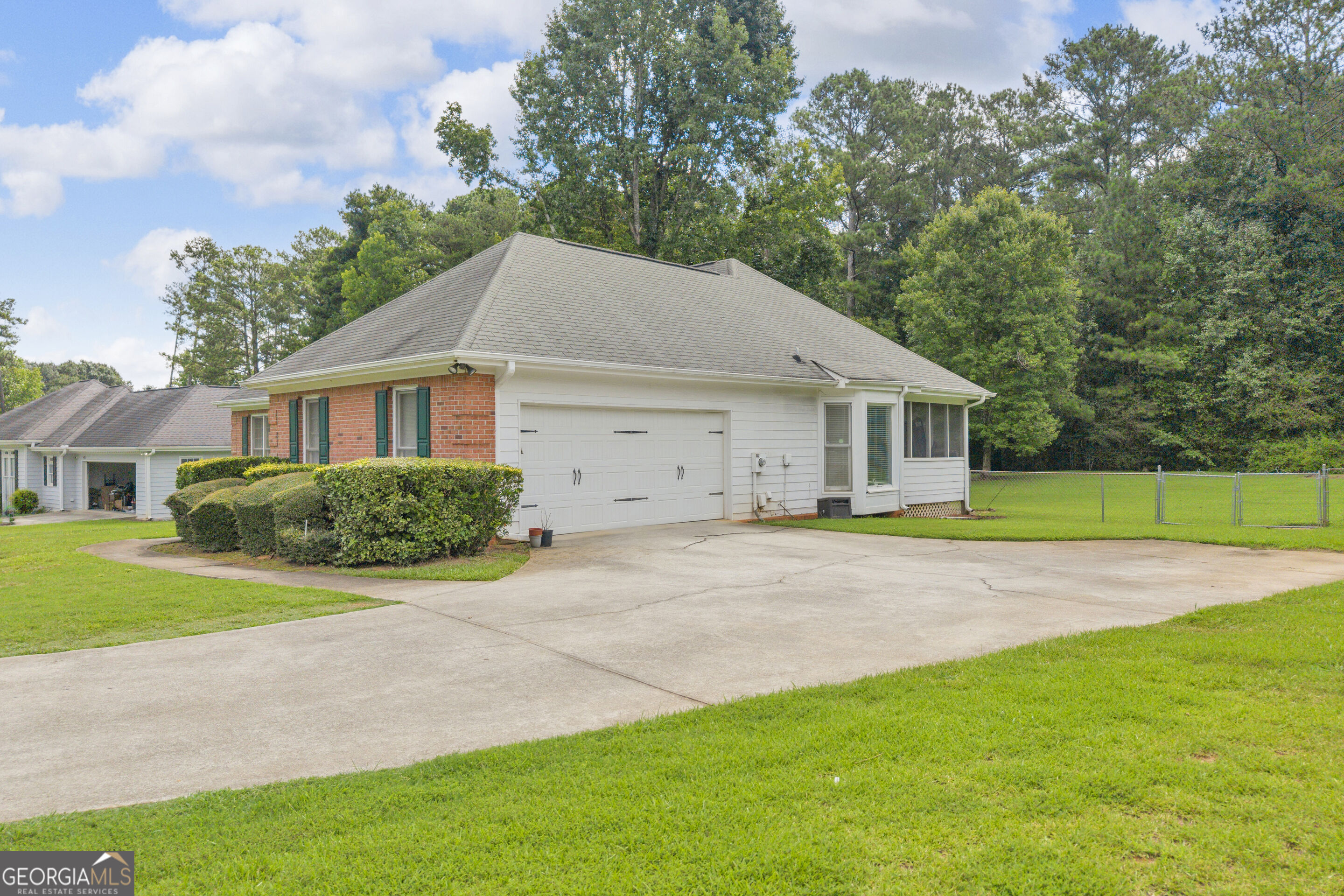 4841 Thornwood Drive Property Photo 48