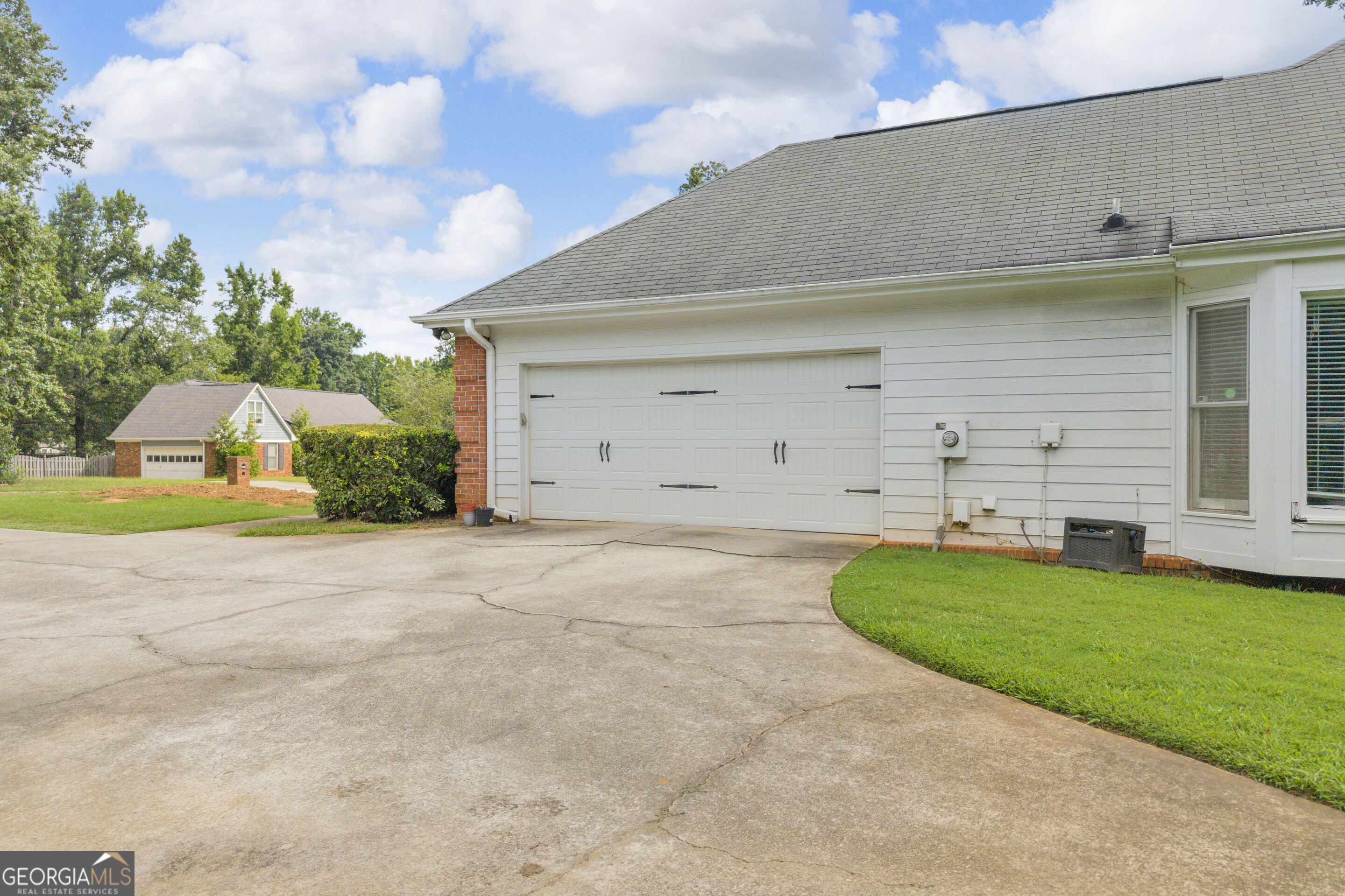 4841 Thornwood Drive Property Photo 49