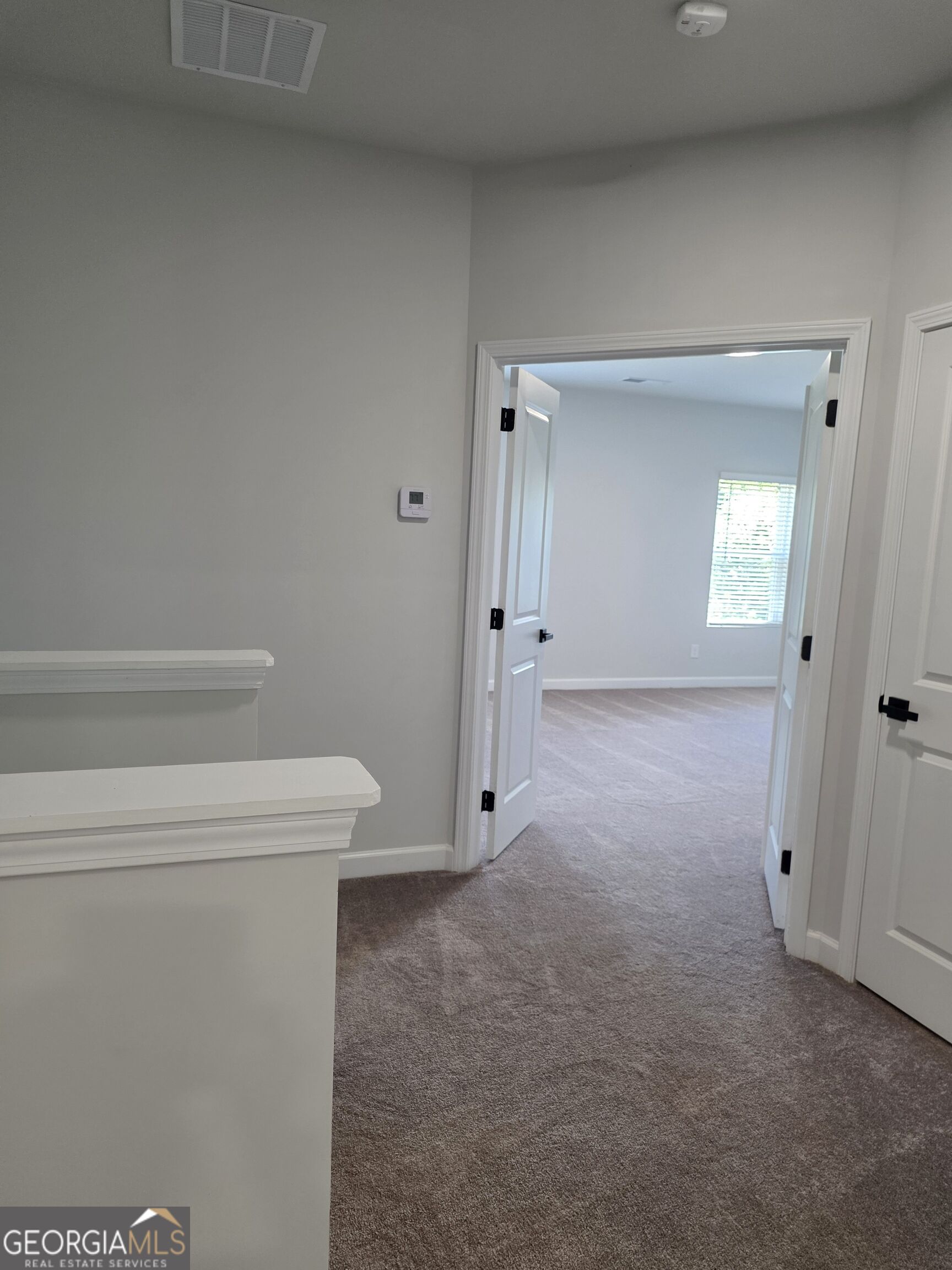 448 N Hill Street Property Photo 19