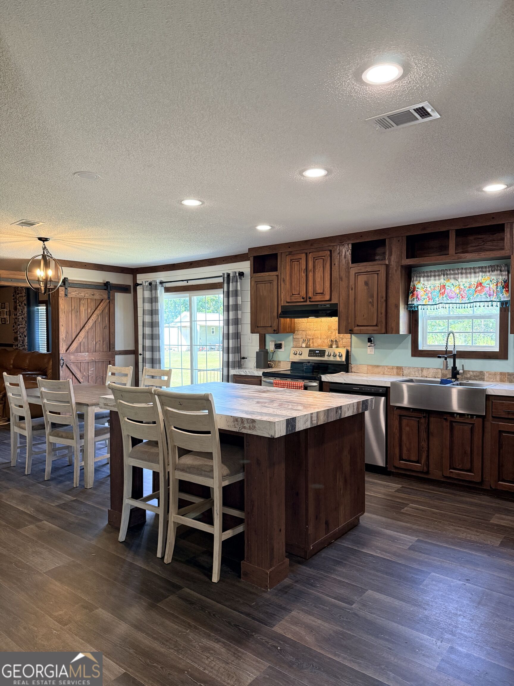 4493 Nails Ferry Road Property Photo 12