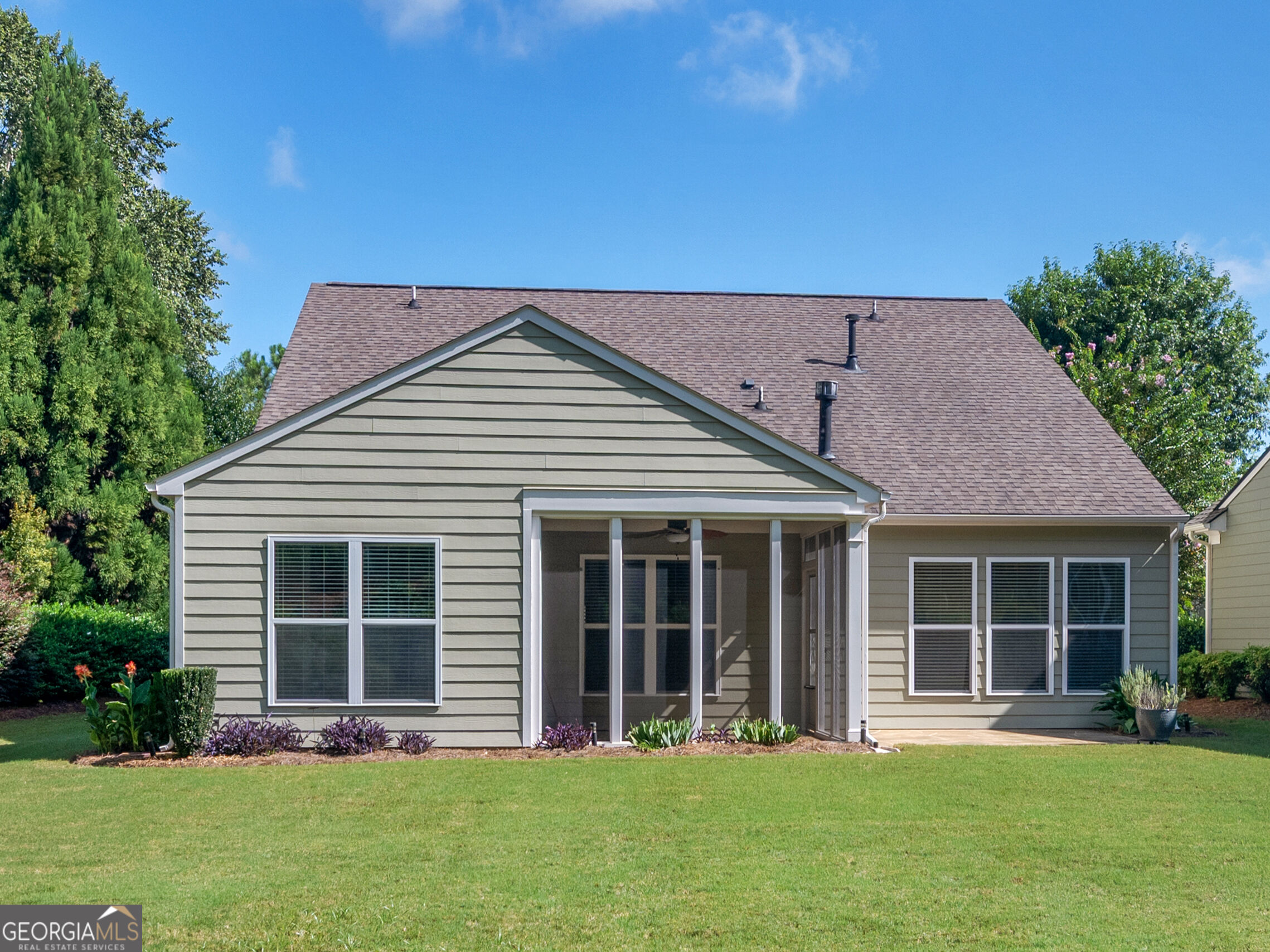 100 Crape Myrtle Drive Property Photo 6