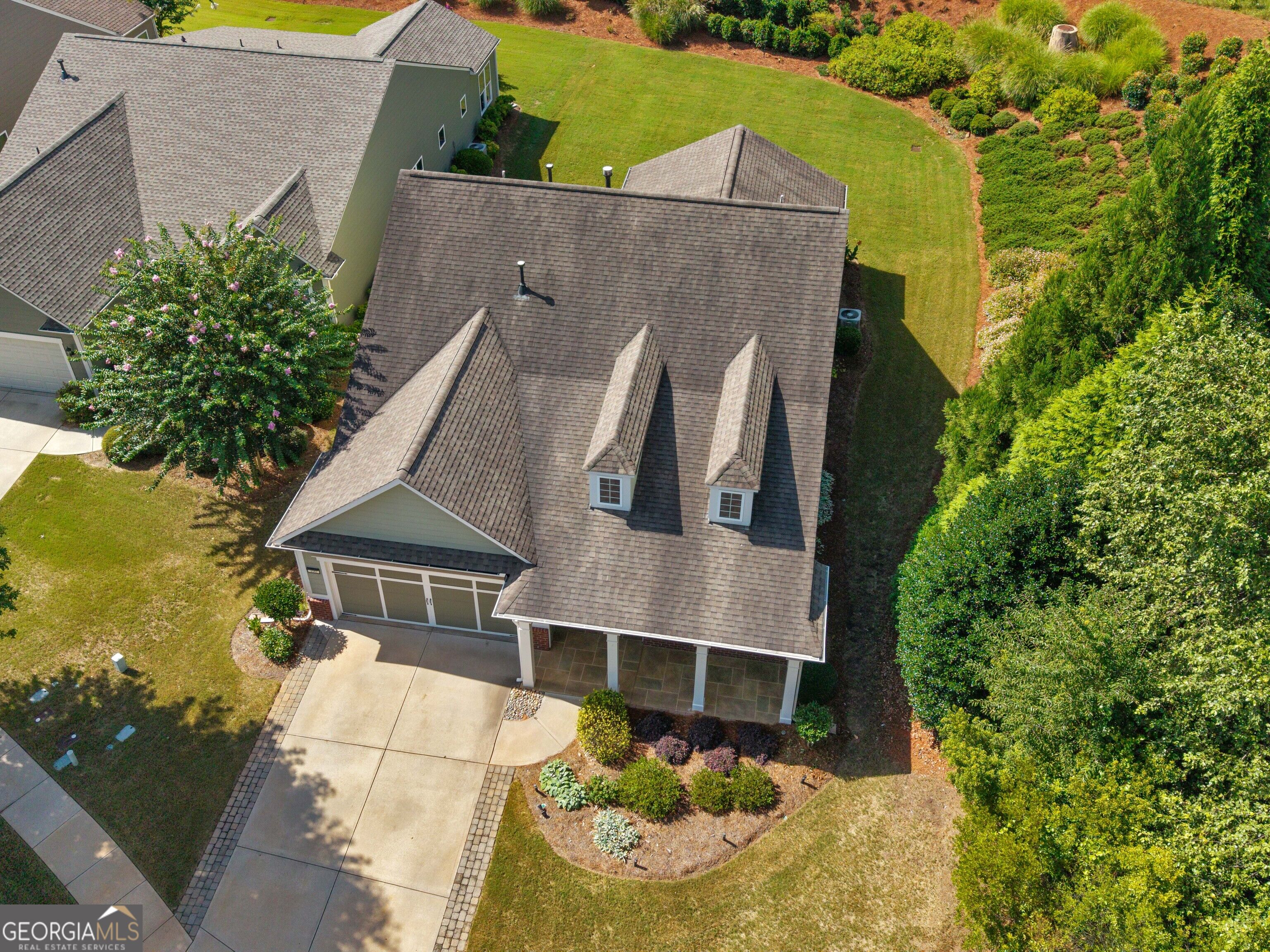 100 Crape Myrtle Drive Property Photo 9