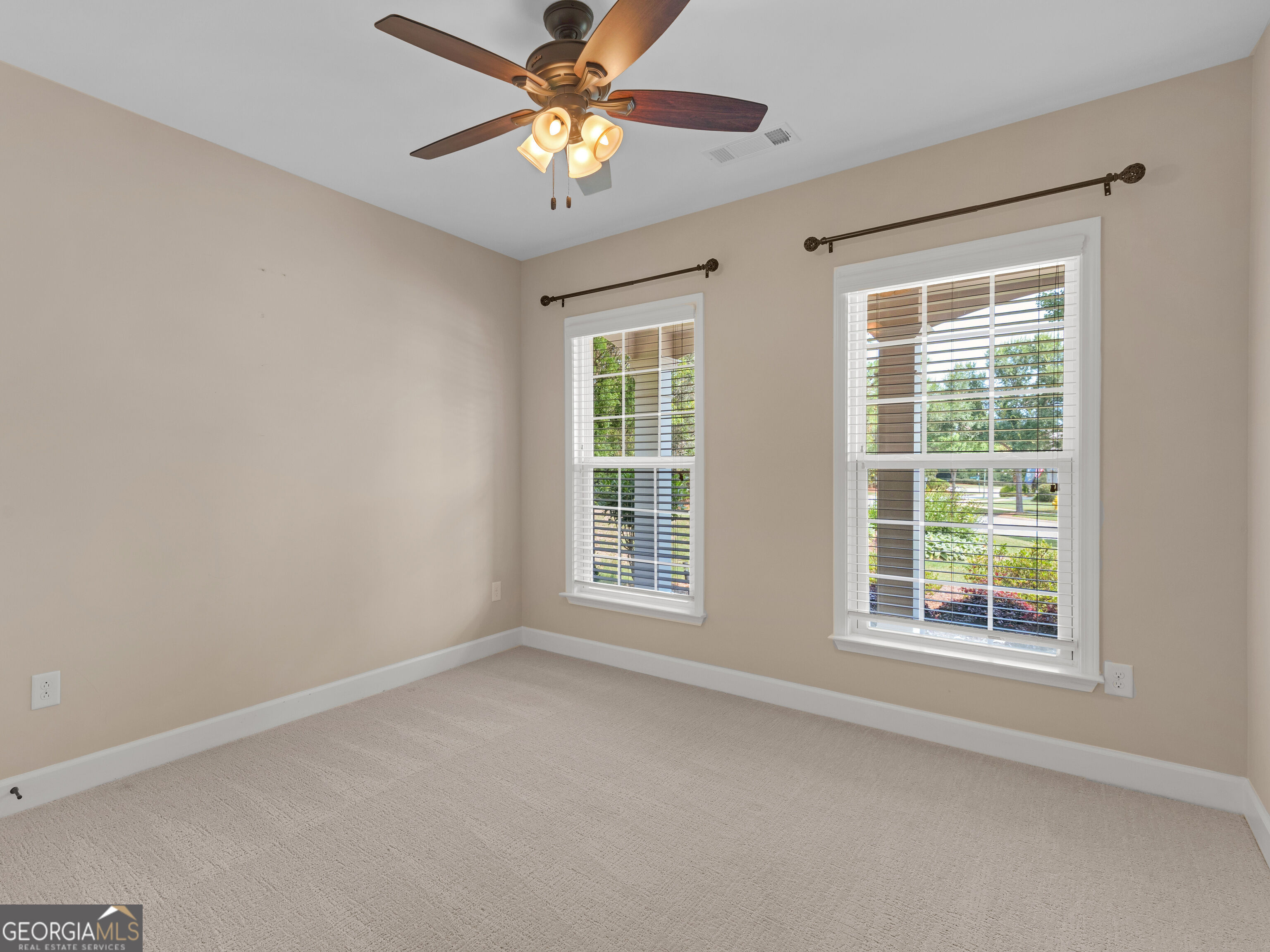100 Crape Myrtle Drive Property Photo 21