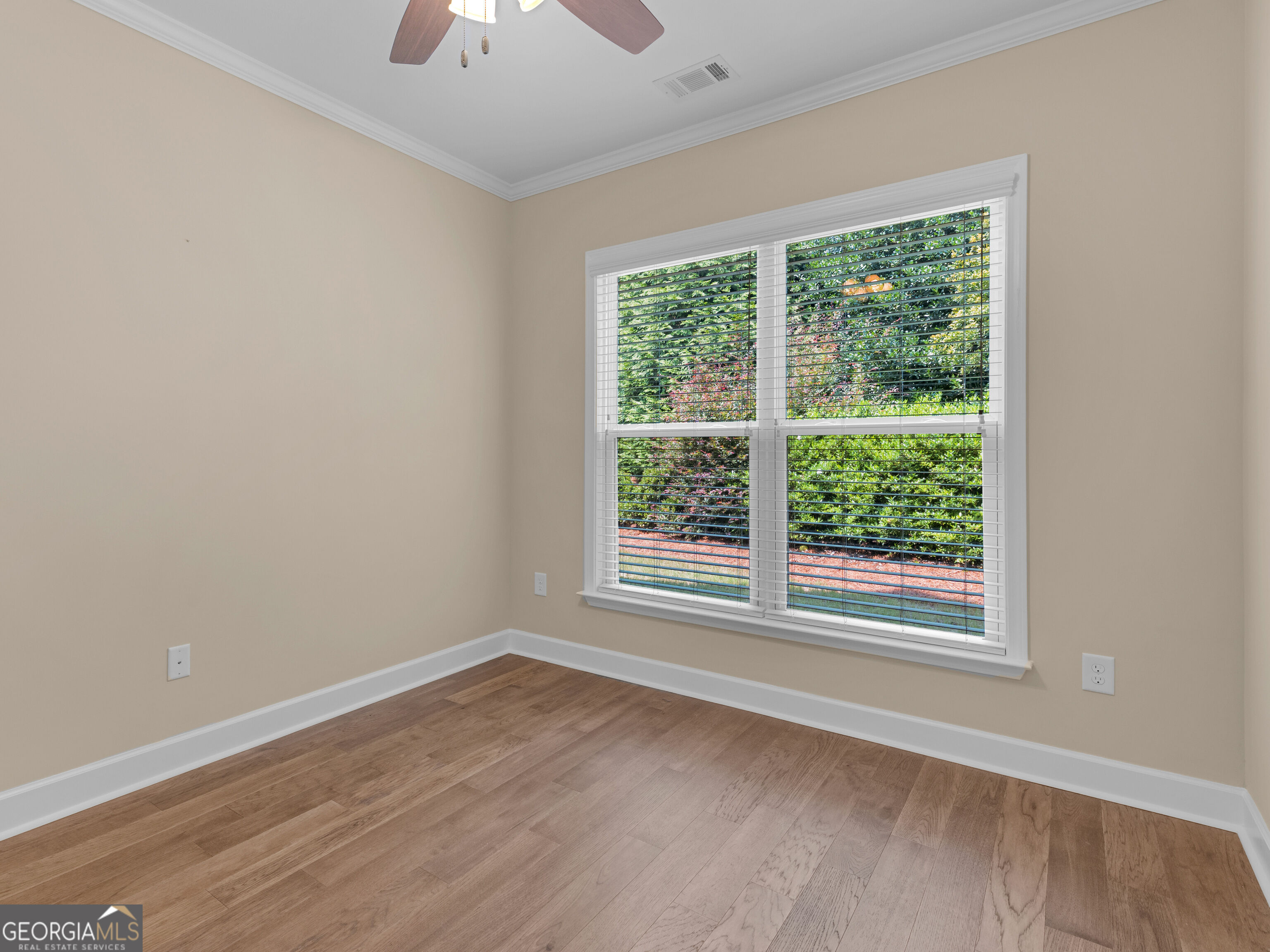 100 Crape Myrtle Drive Property Photo 25
