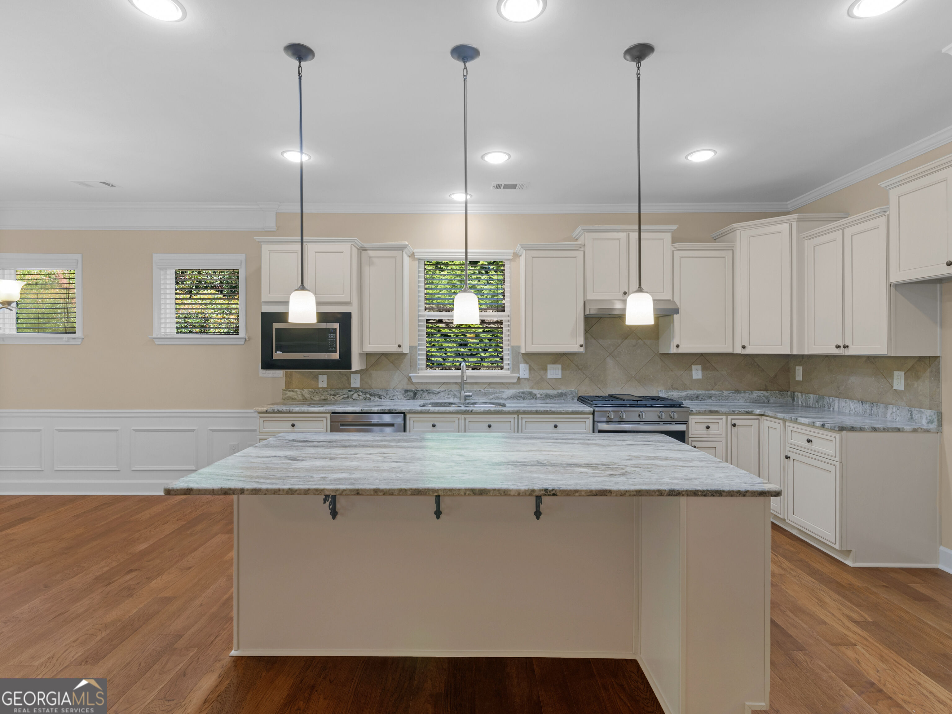 100 Crape Myrtle Drive Property Photo 34