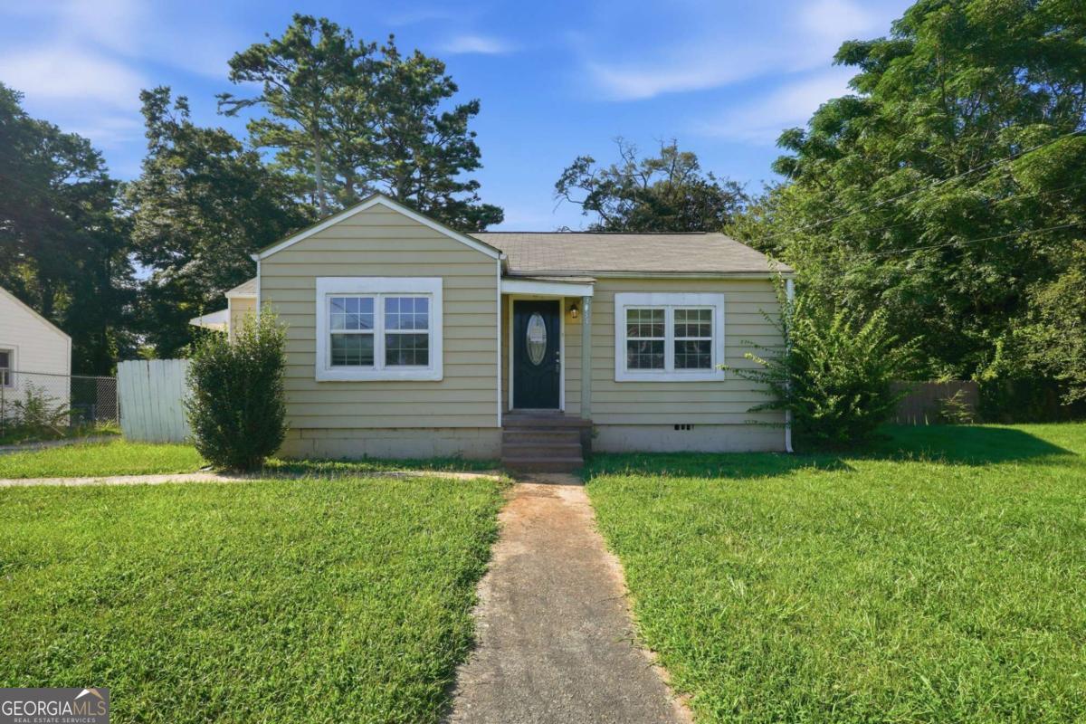 3033 Washington Road Property Photo 1