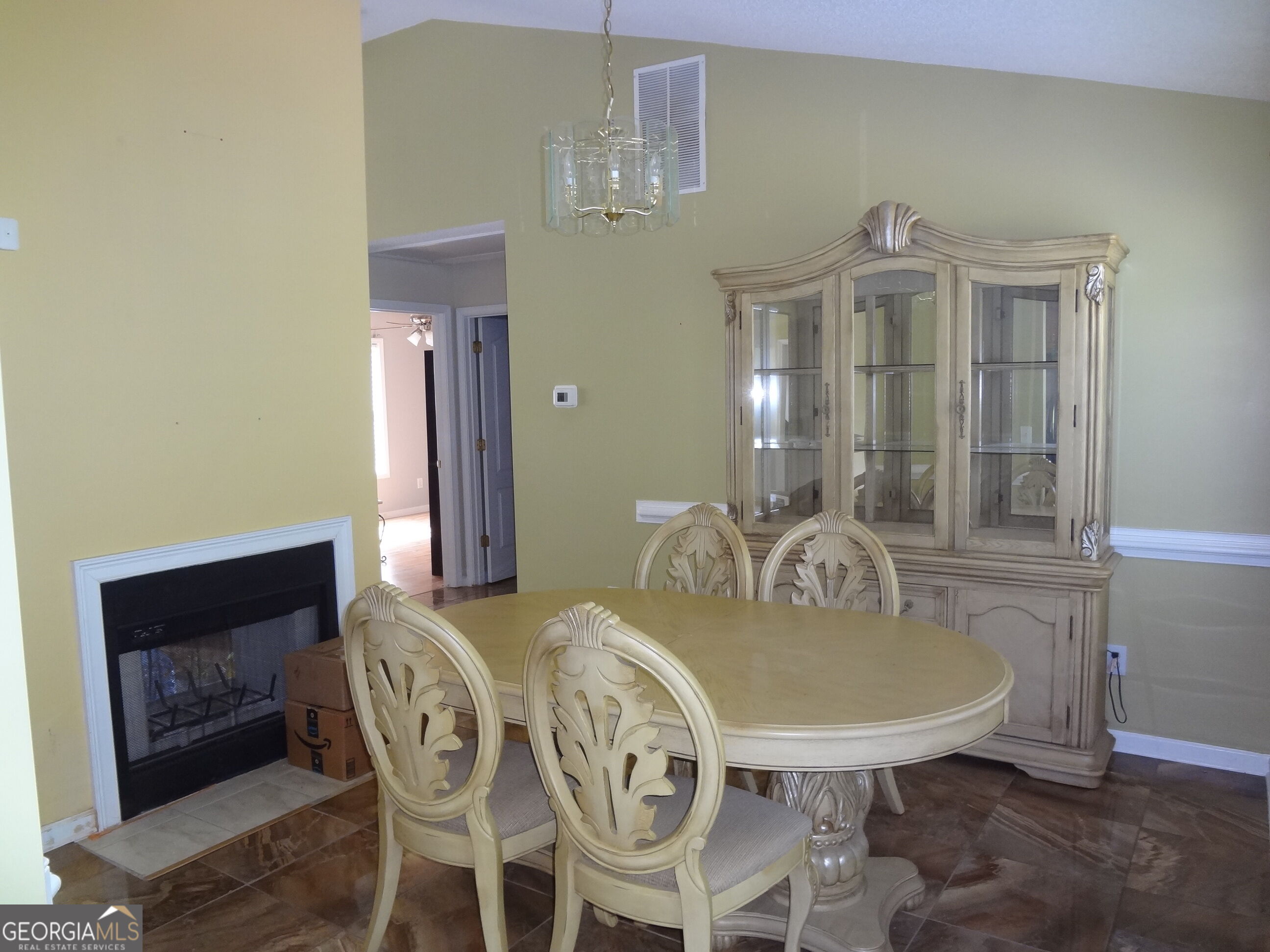 4748 Mitchells Ridge Drive Property Photo 6