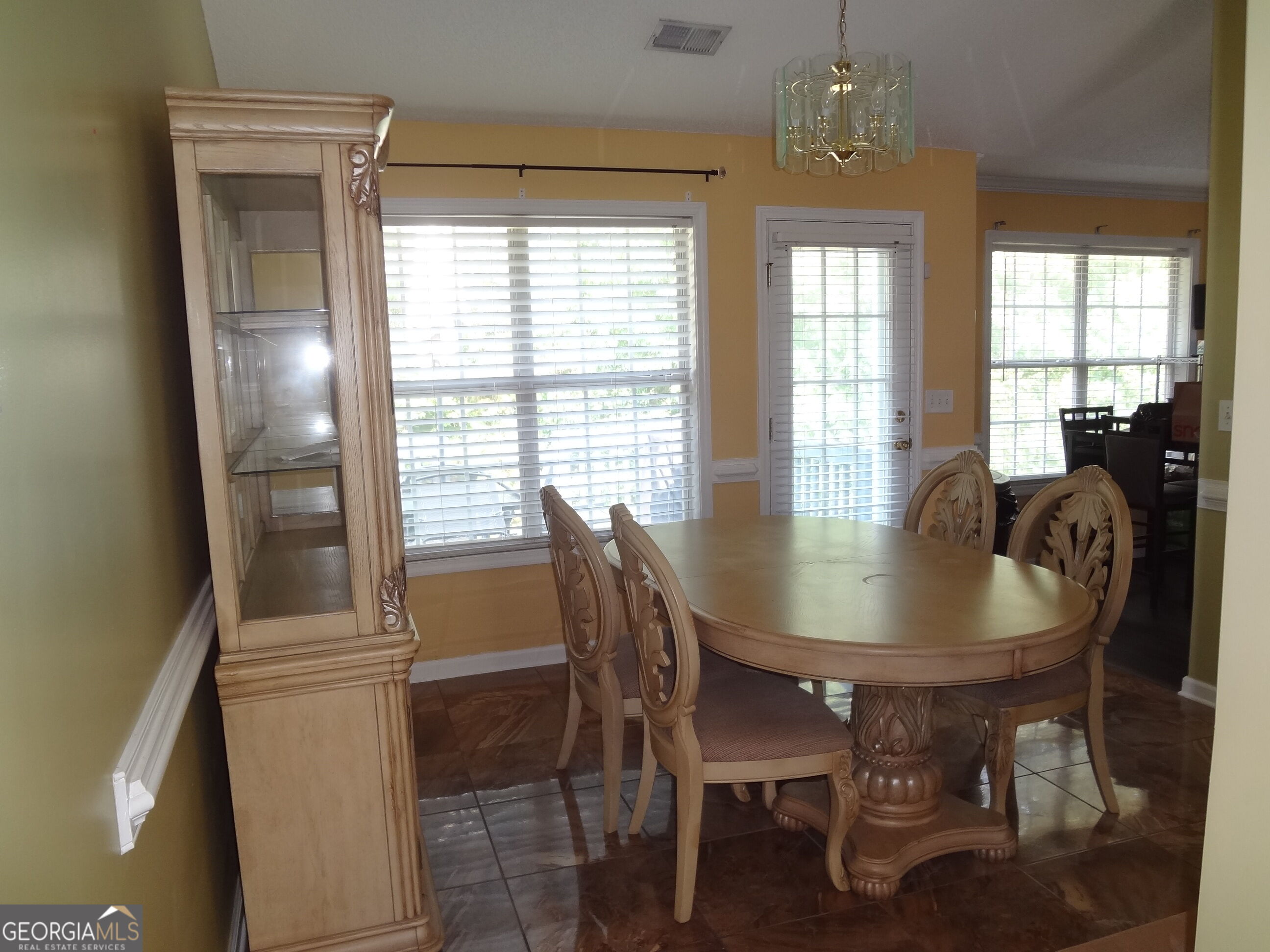 4748 Mitchells Ridge Drive Property Photo 7