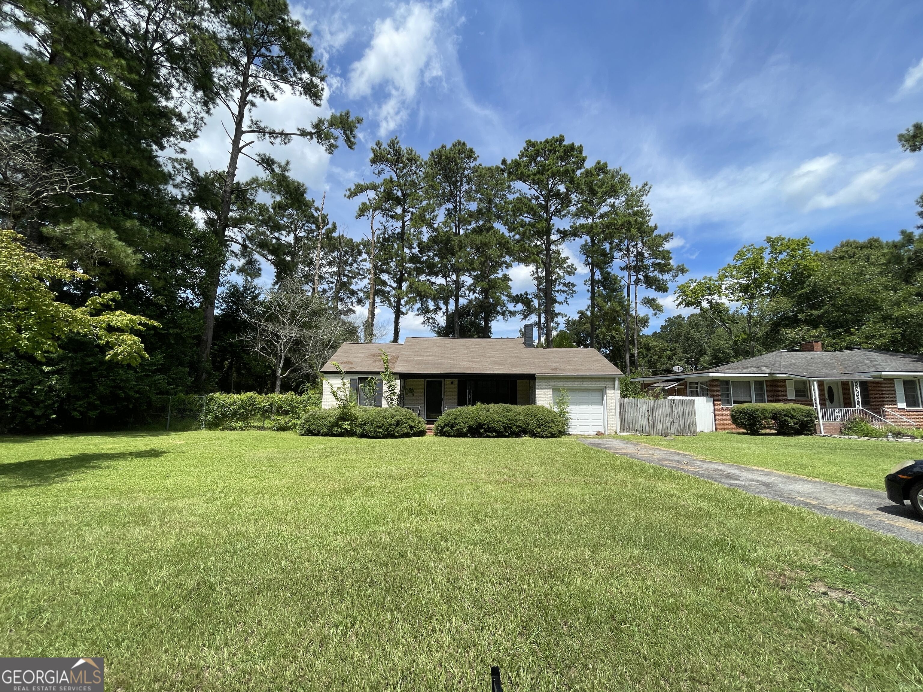 110 Peter Street Property Photo 1