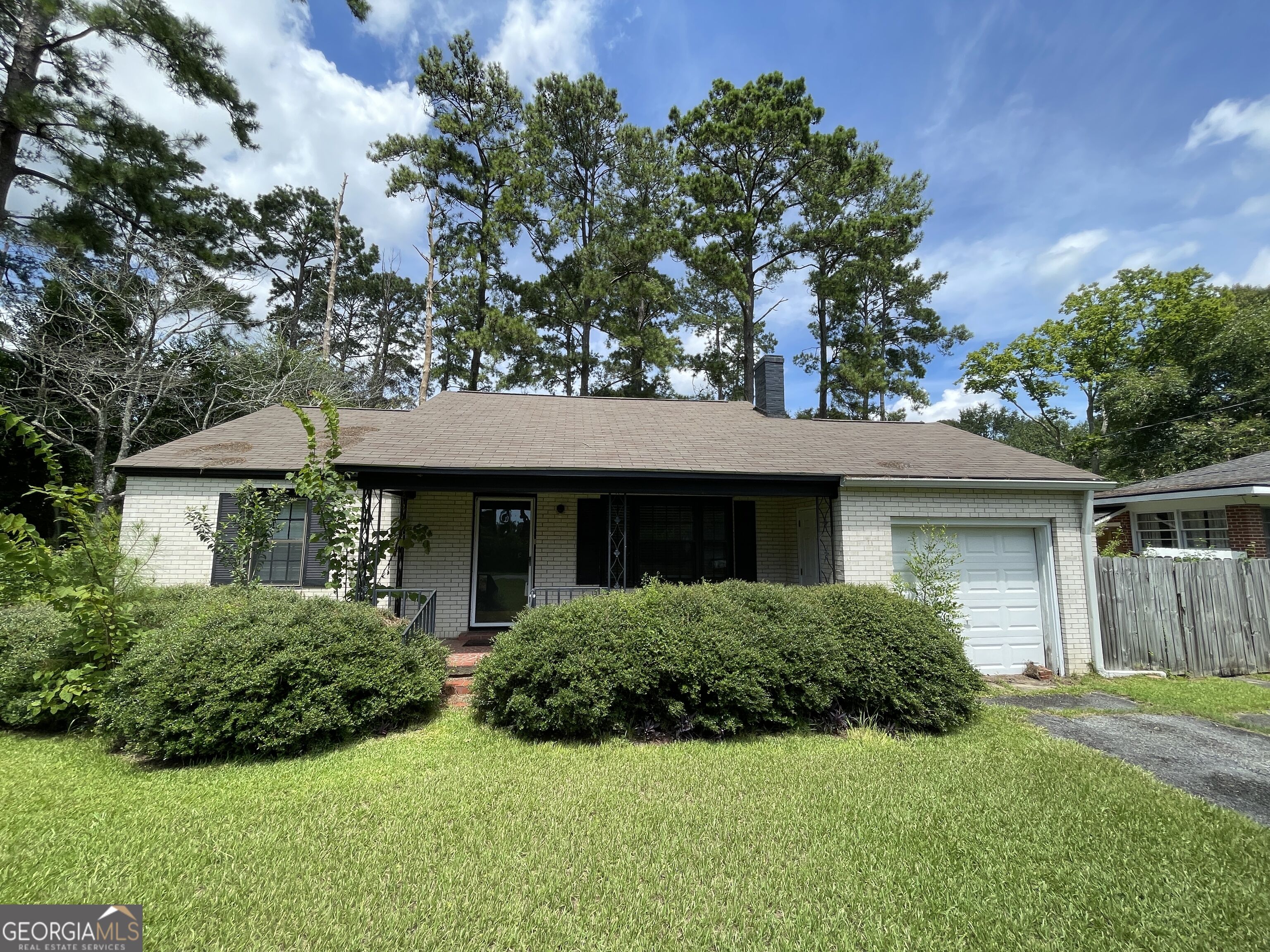 110 Peter Street Property Photo 2