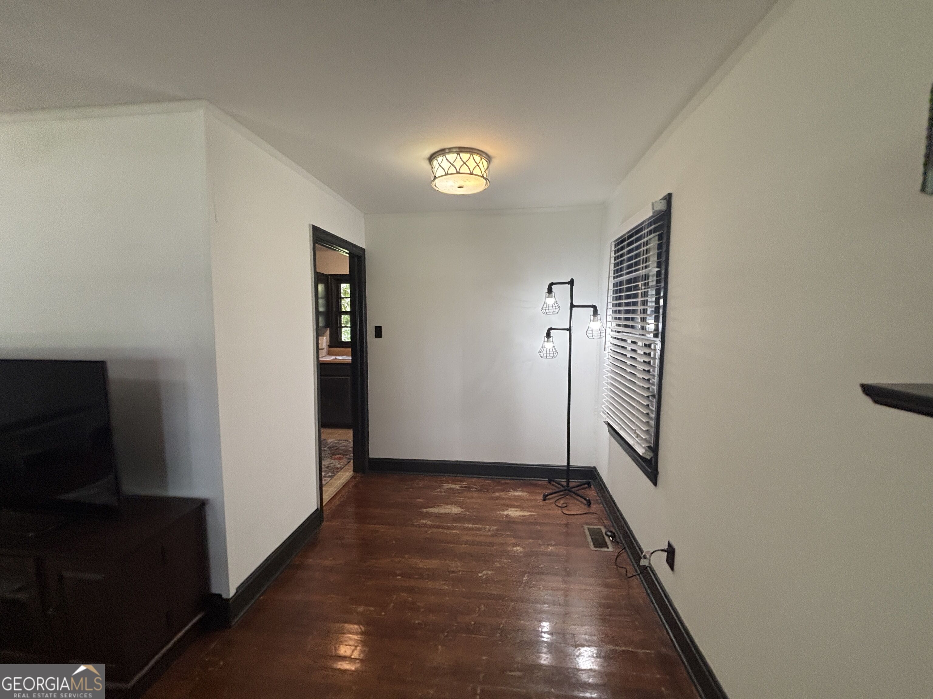 110 Peter Street Property Photo 7