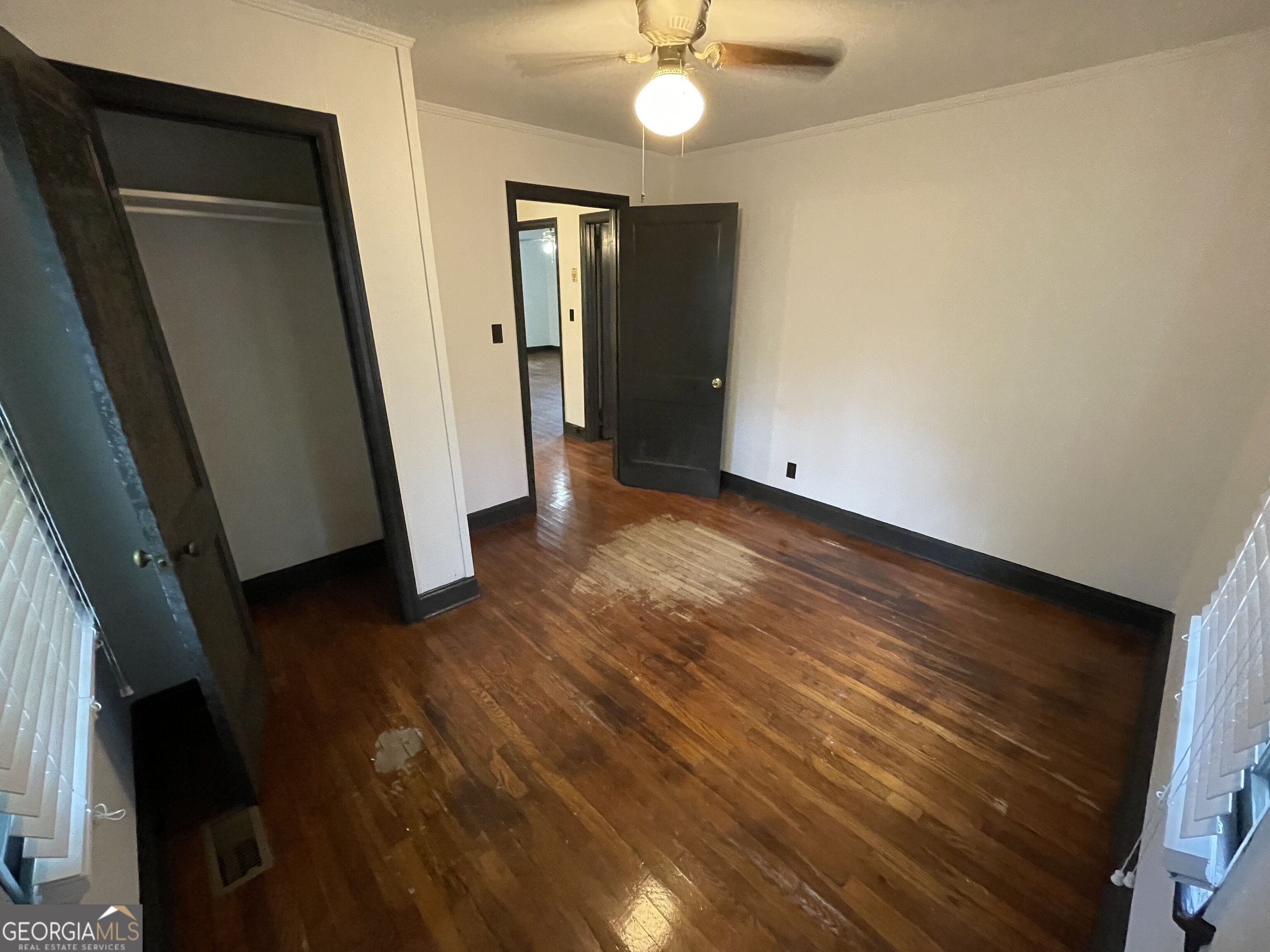 110 Peter Street Property Photo 8