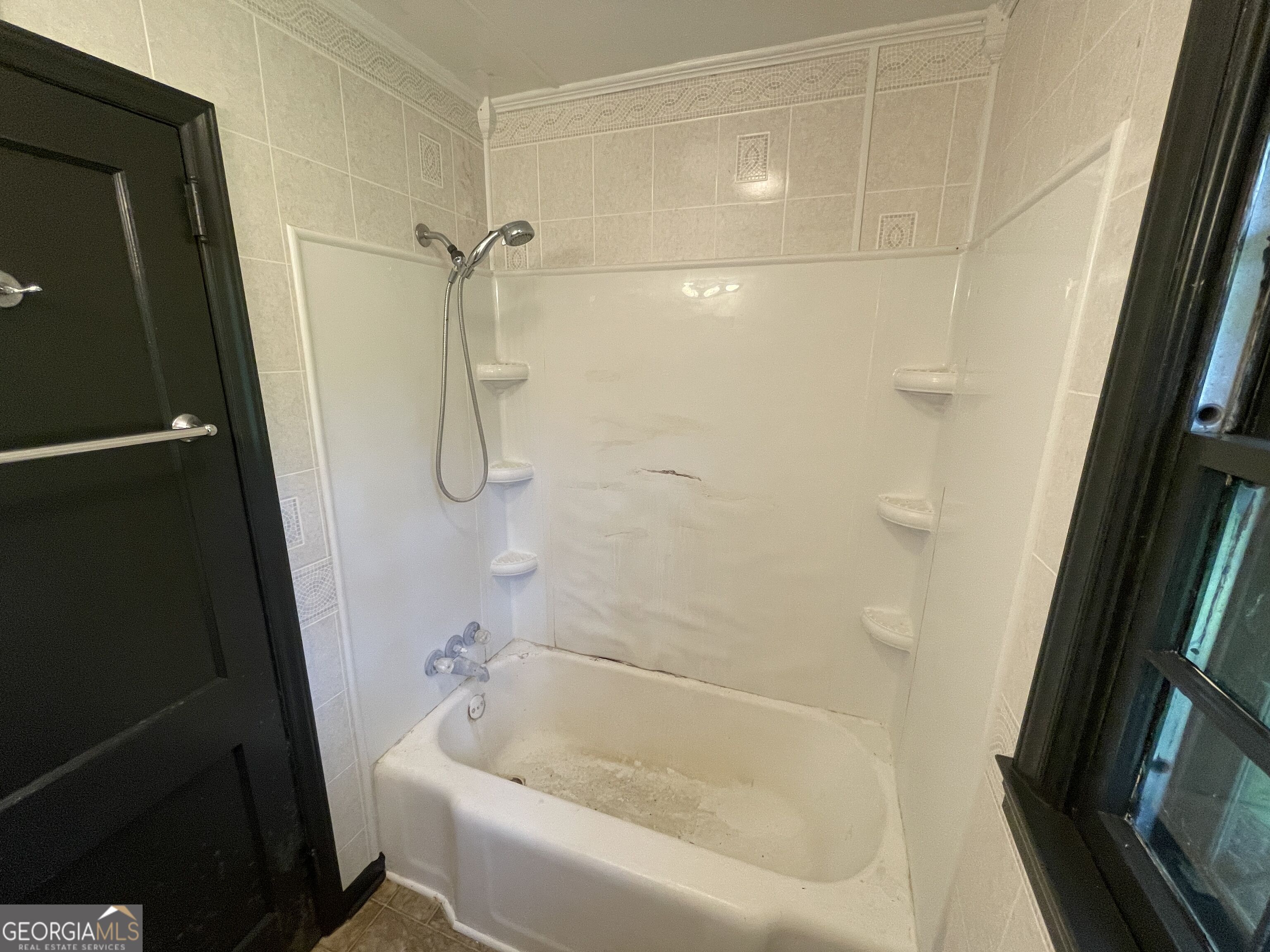 110 Peter Street Property Photo 10