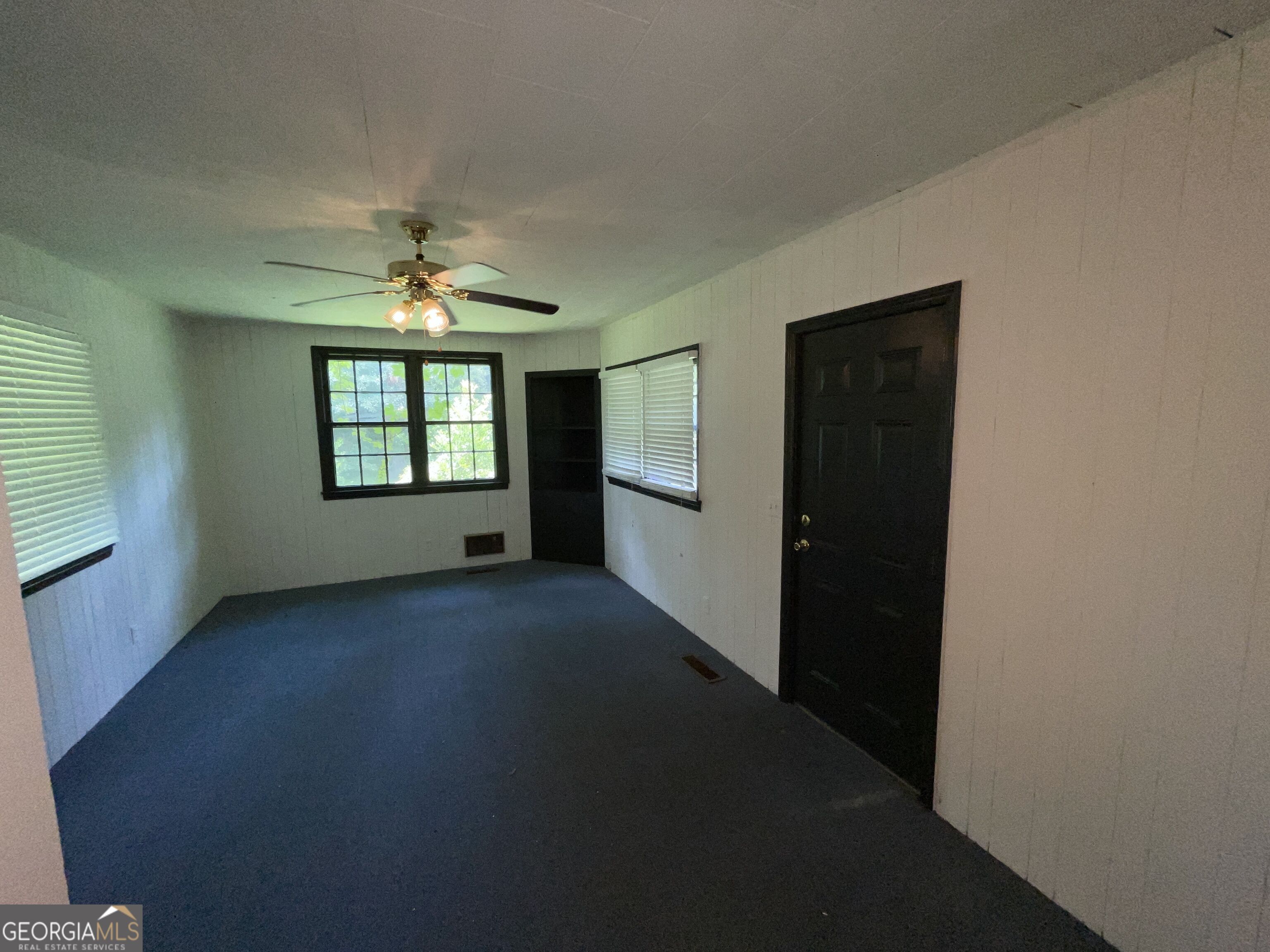 110 Peter Street Property Photo 14