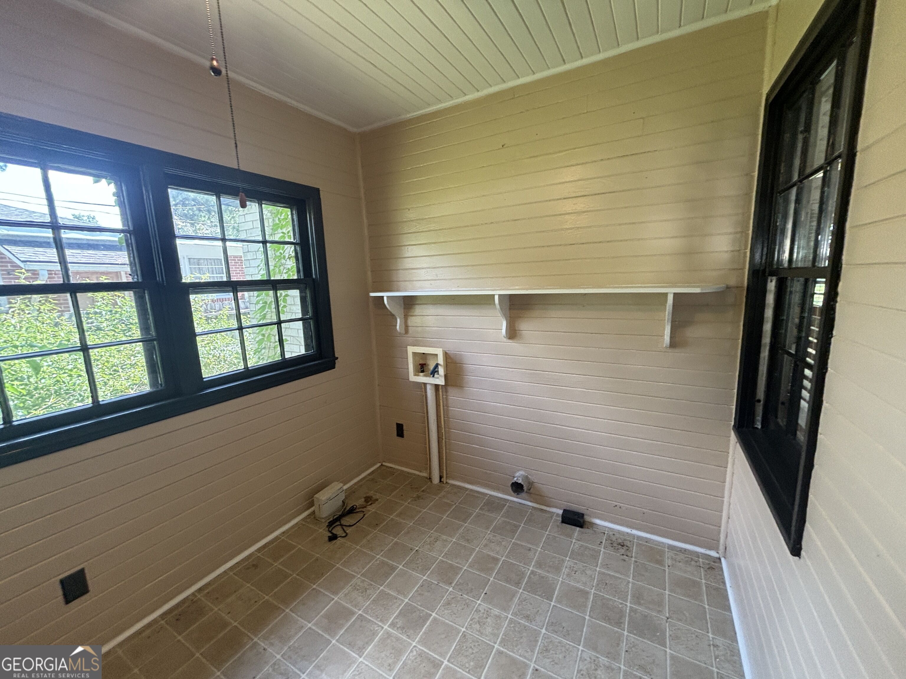 110 Peter Street Property Photo 29