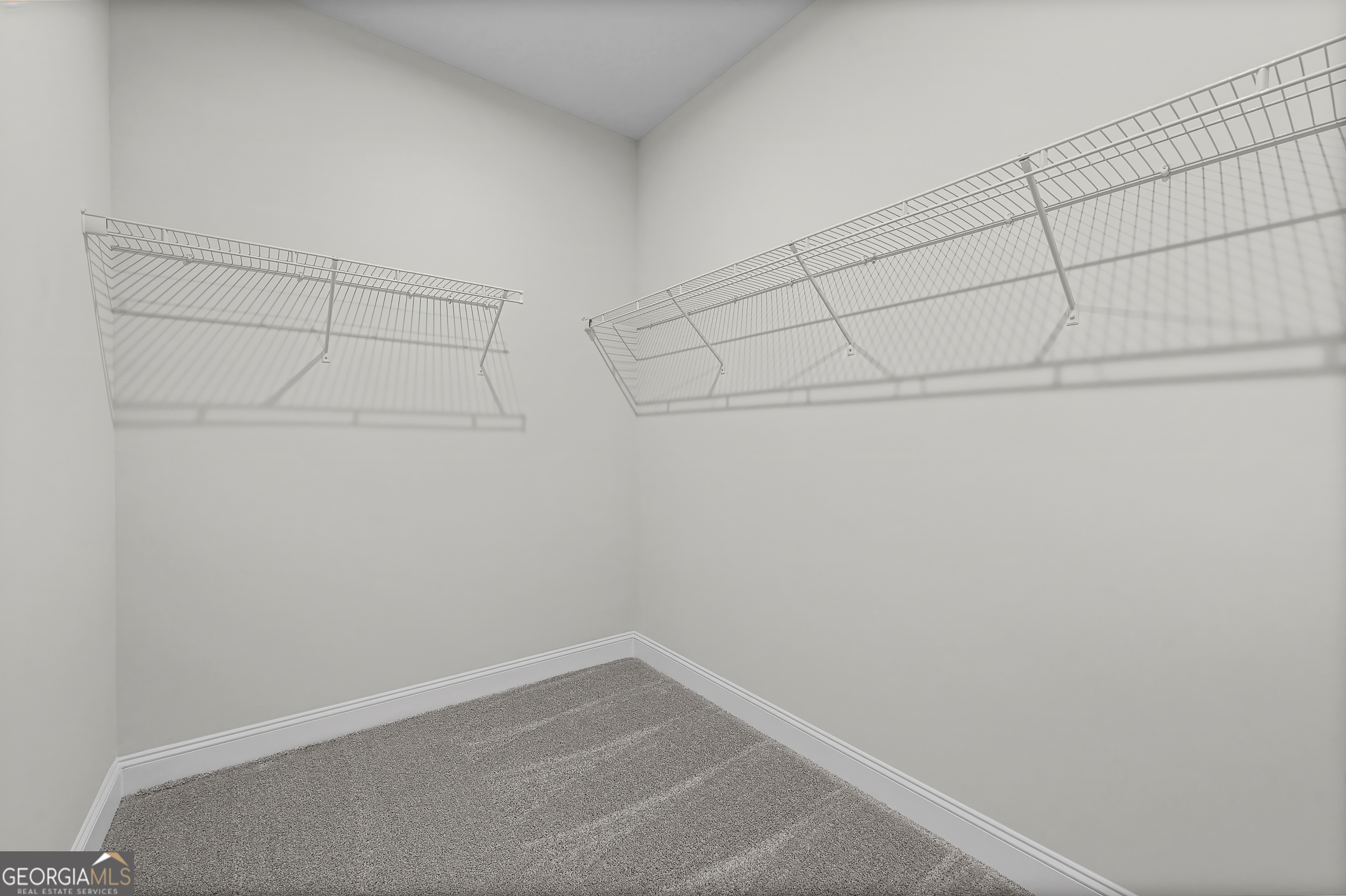253 Nesta Grove Drive Property Photo 13