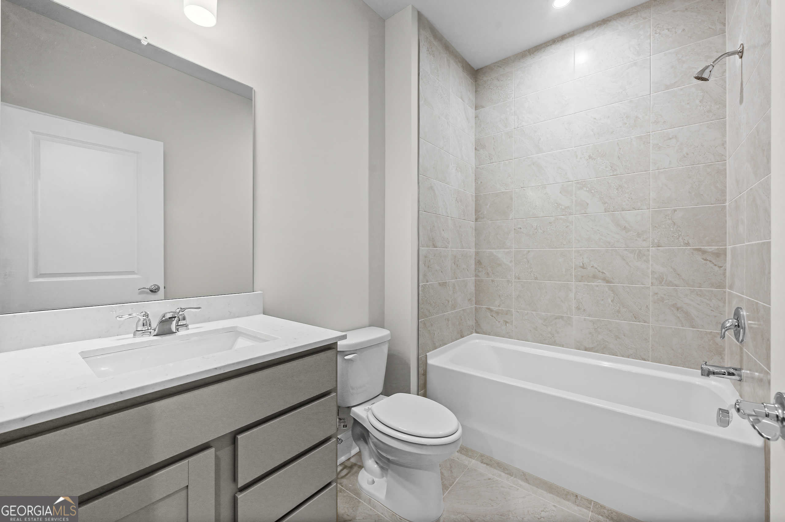 253 Nesta Grove Drive Property Photo 16