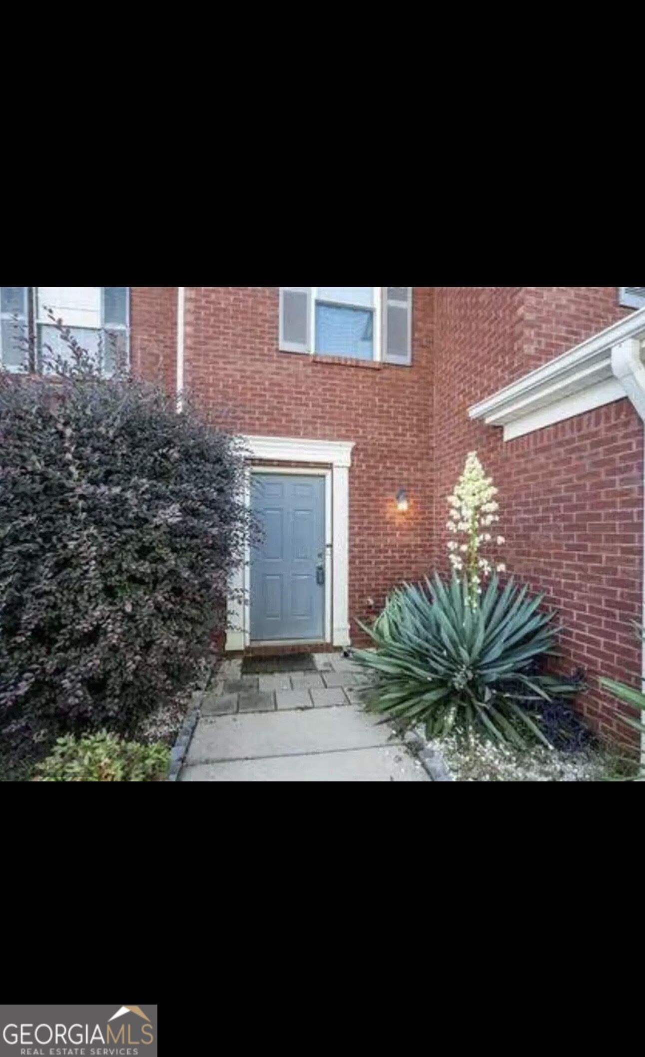 5563 Windfall Lane Property Photo 1