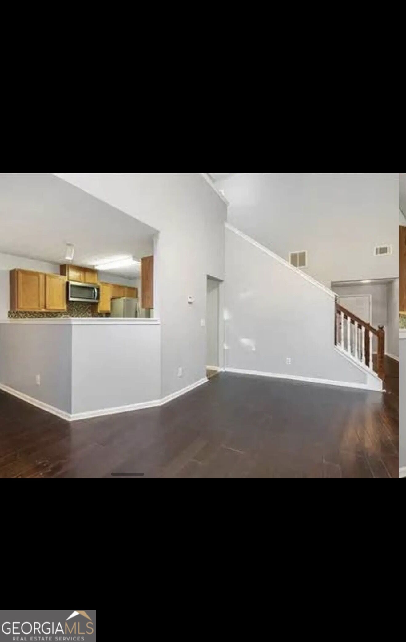 5563 Windfall Lane Property Photo 9