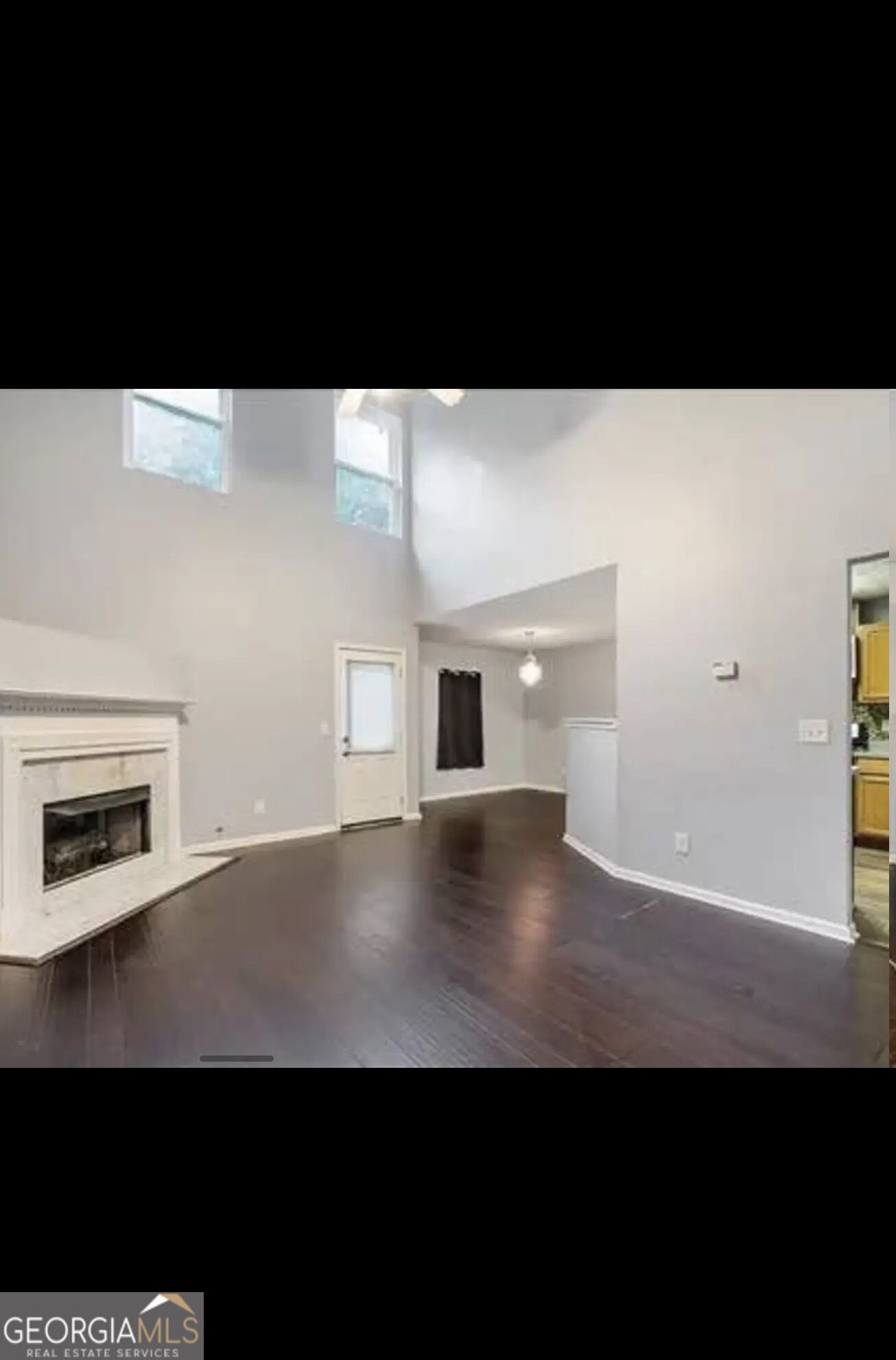 5563 Windfall Lane Property Photo 12