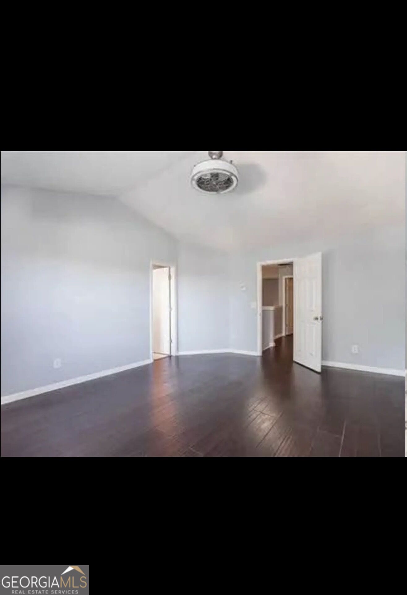 5563 Windfall Lane Property Photo 18