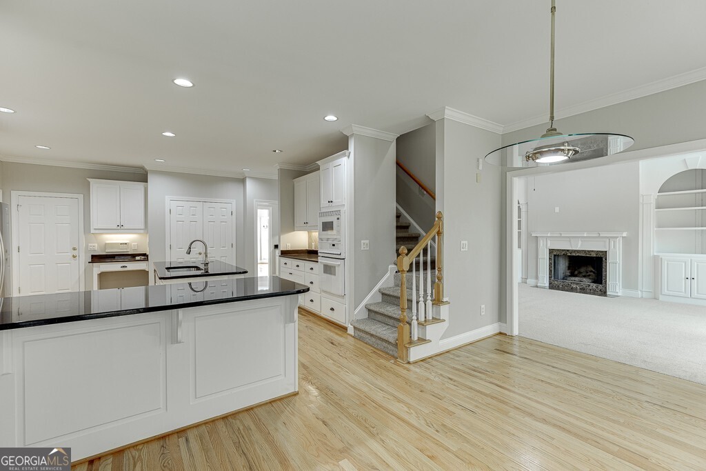 9345 Riverclub Parkway Property Photo 11