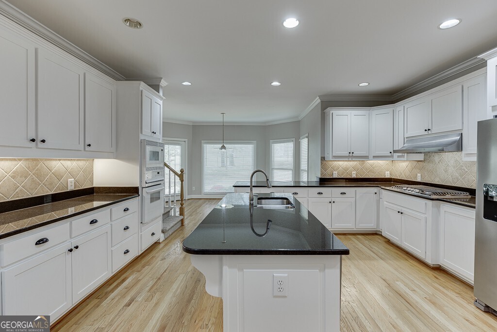 9345 Riverclub Parkway Property Photo 18