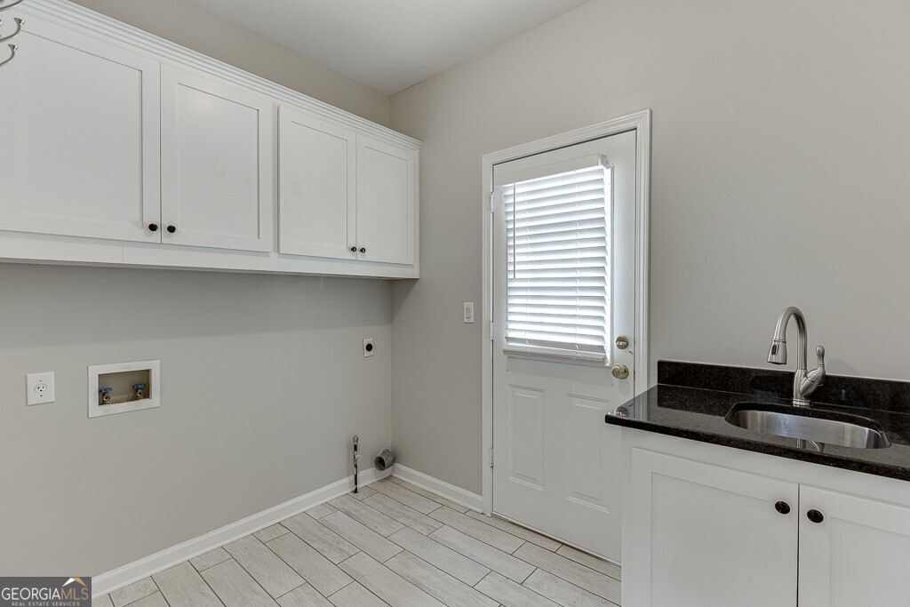 9345 Riverclub Parkway Property Photo 19