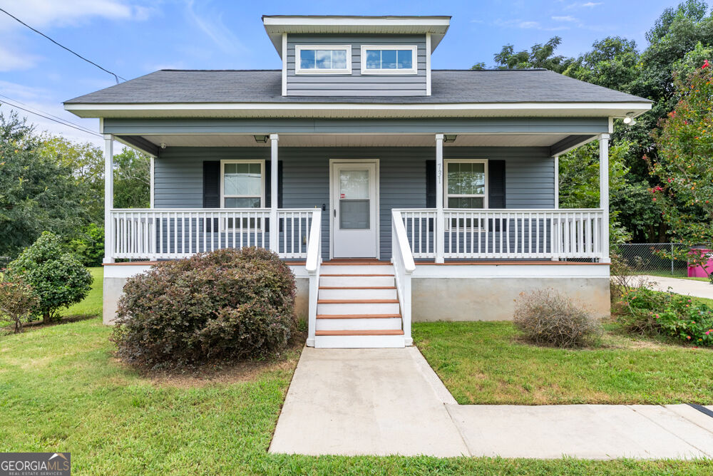 731 Shi Place Property Photo 1