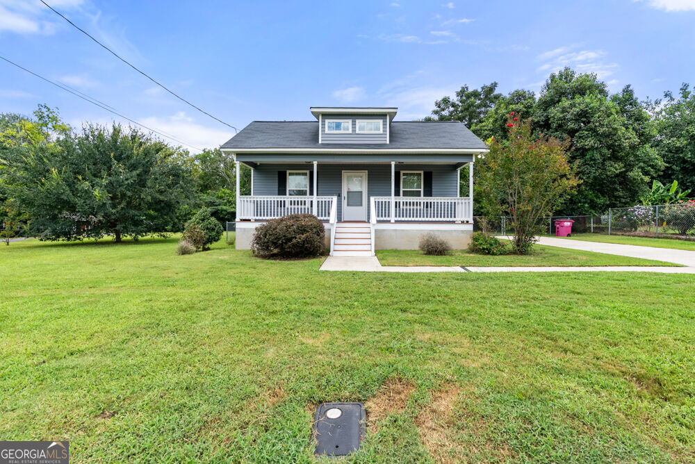 731 Shi Place Property Photo 2