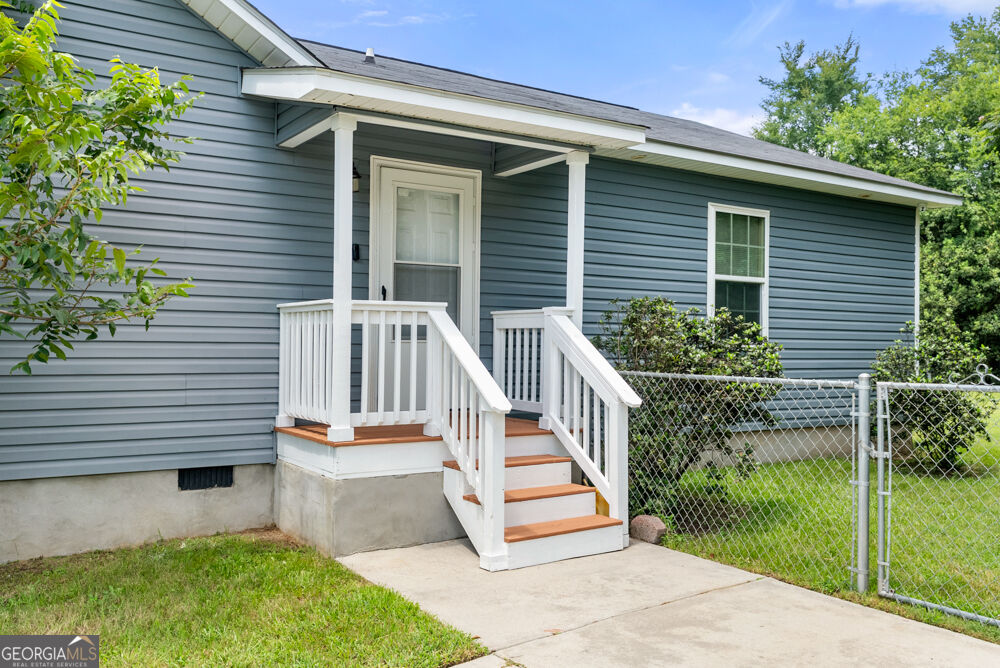 731 Shi Place Property Photo 5