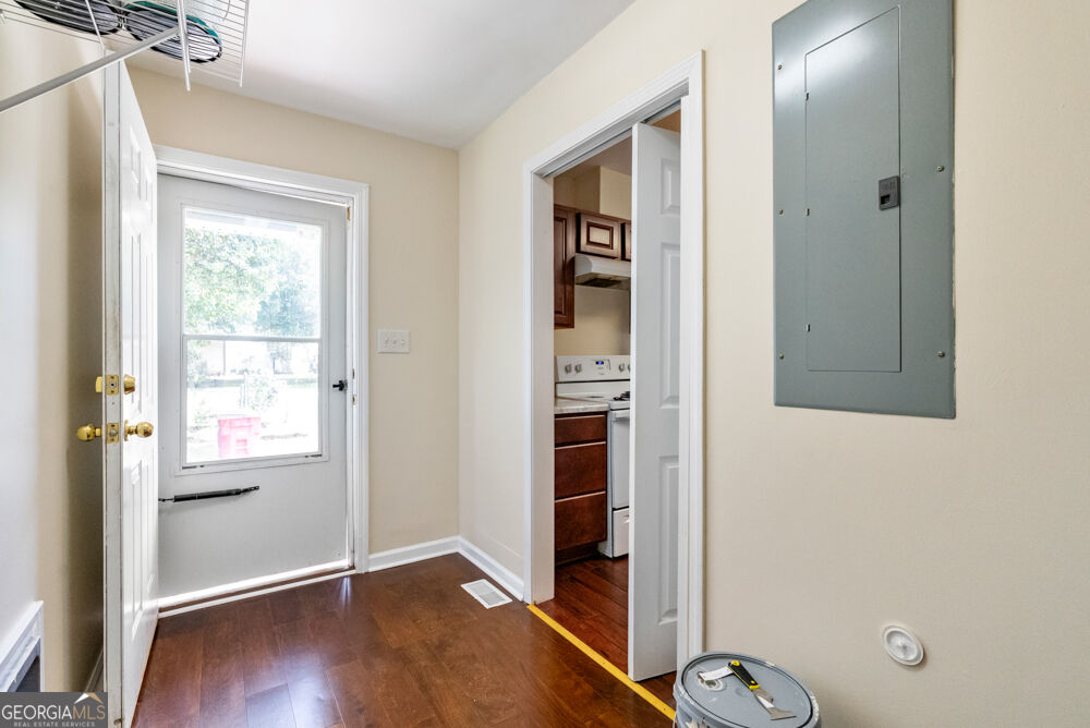 731 Shi Place Property Photo 16