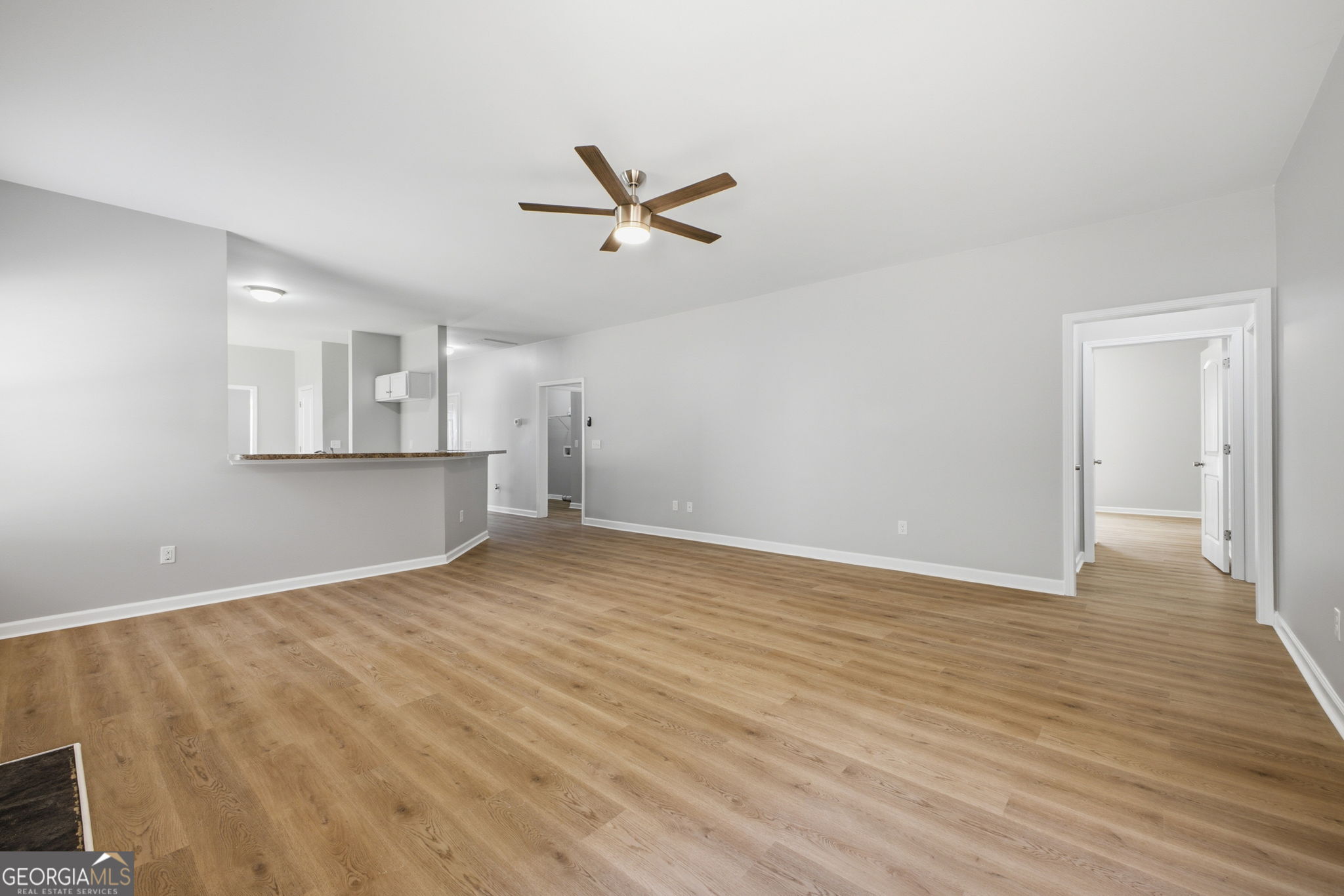 752 Stable View Loop Property Photo 11