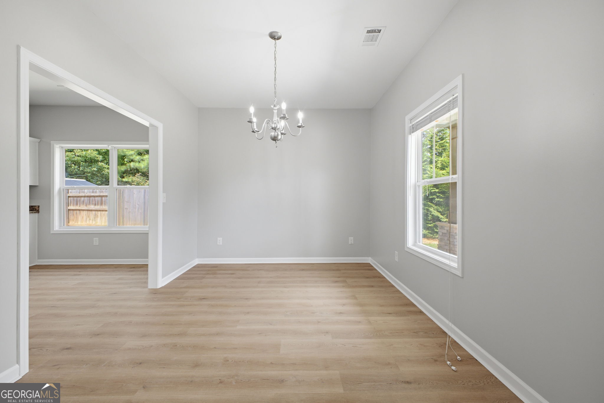752 Stable View Loop Property Photo 13