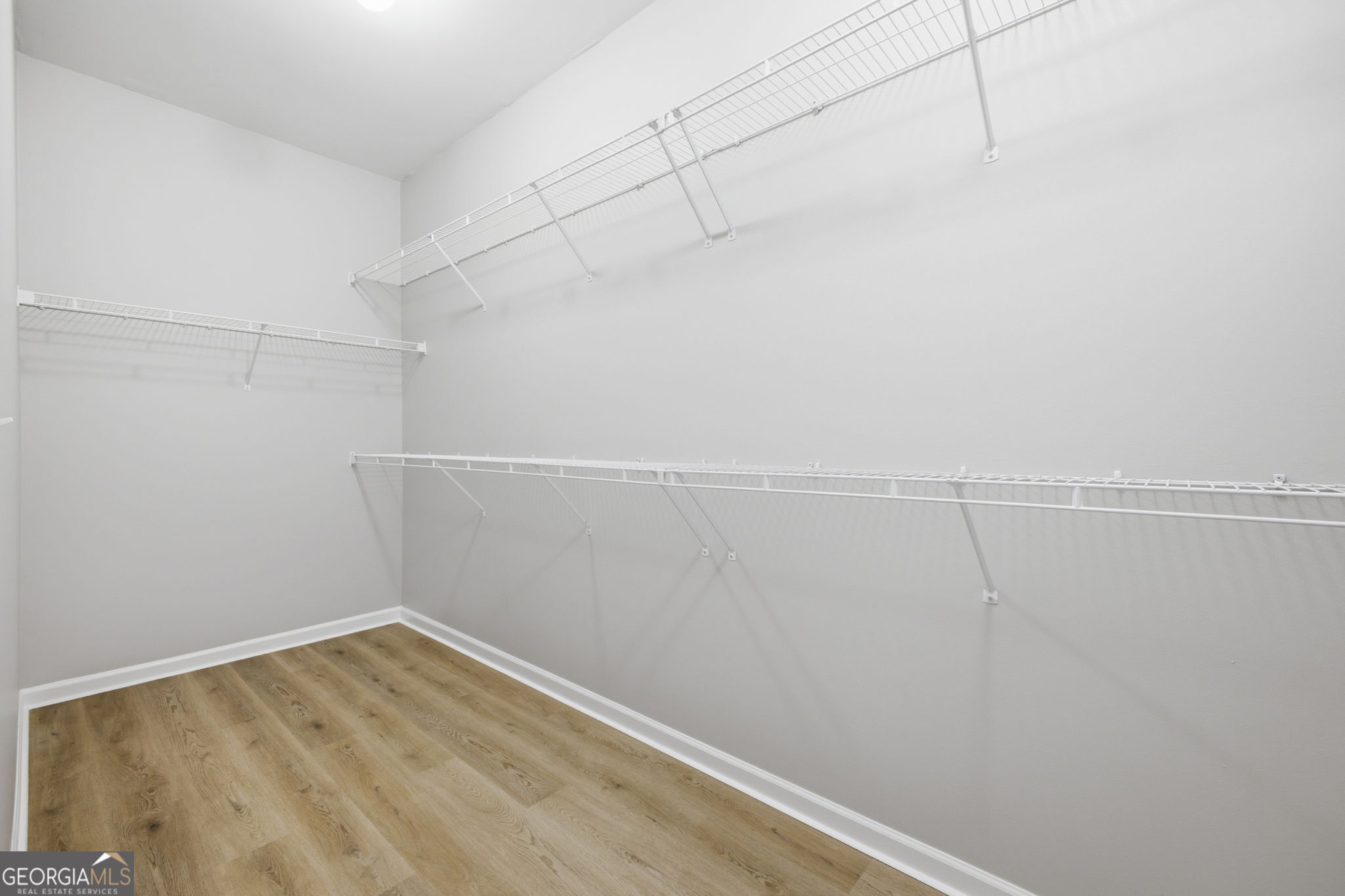 752 Stable View Loop Property Photo 23