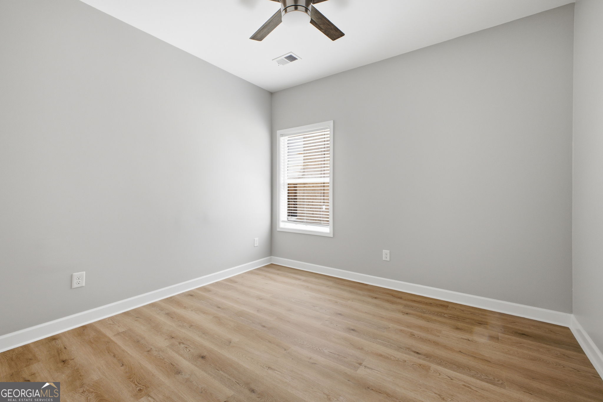 752 Stable View Loop Property Photo 26