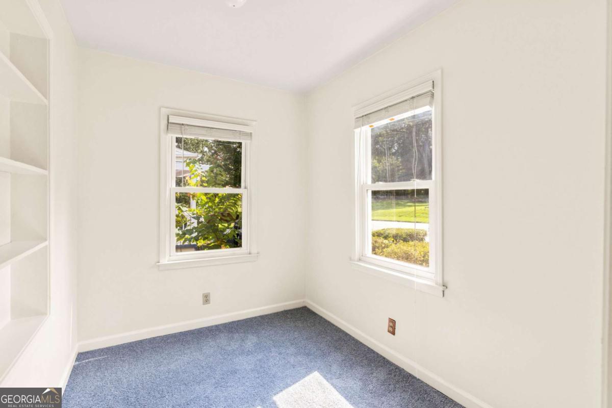2510 Jewel Street Property Photo 7