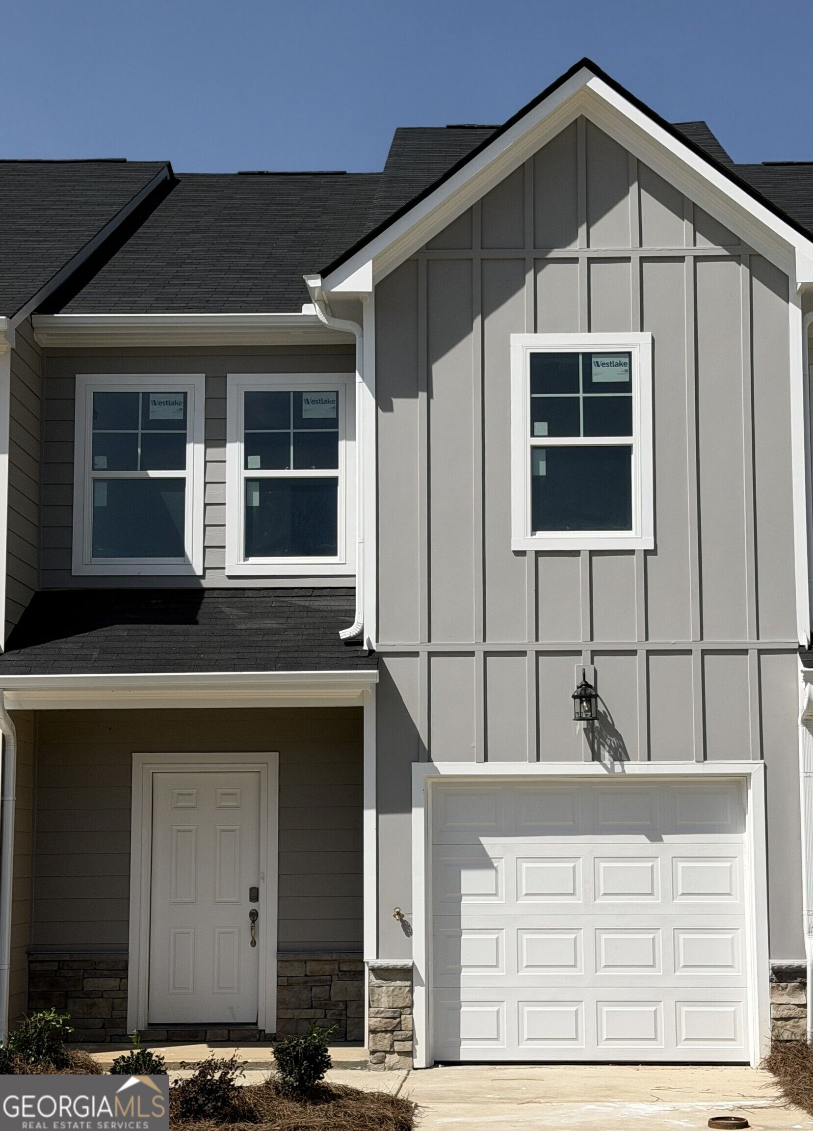 325 Rolling Green Road Property Photo 1