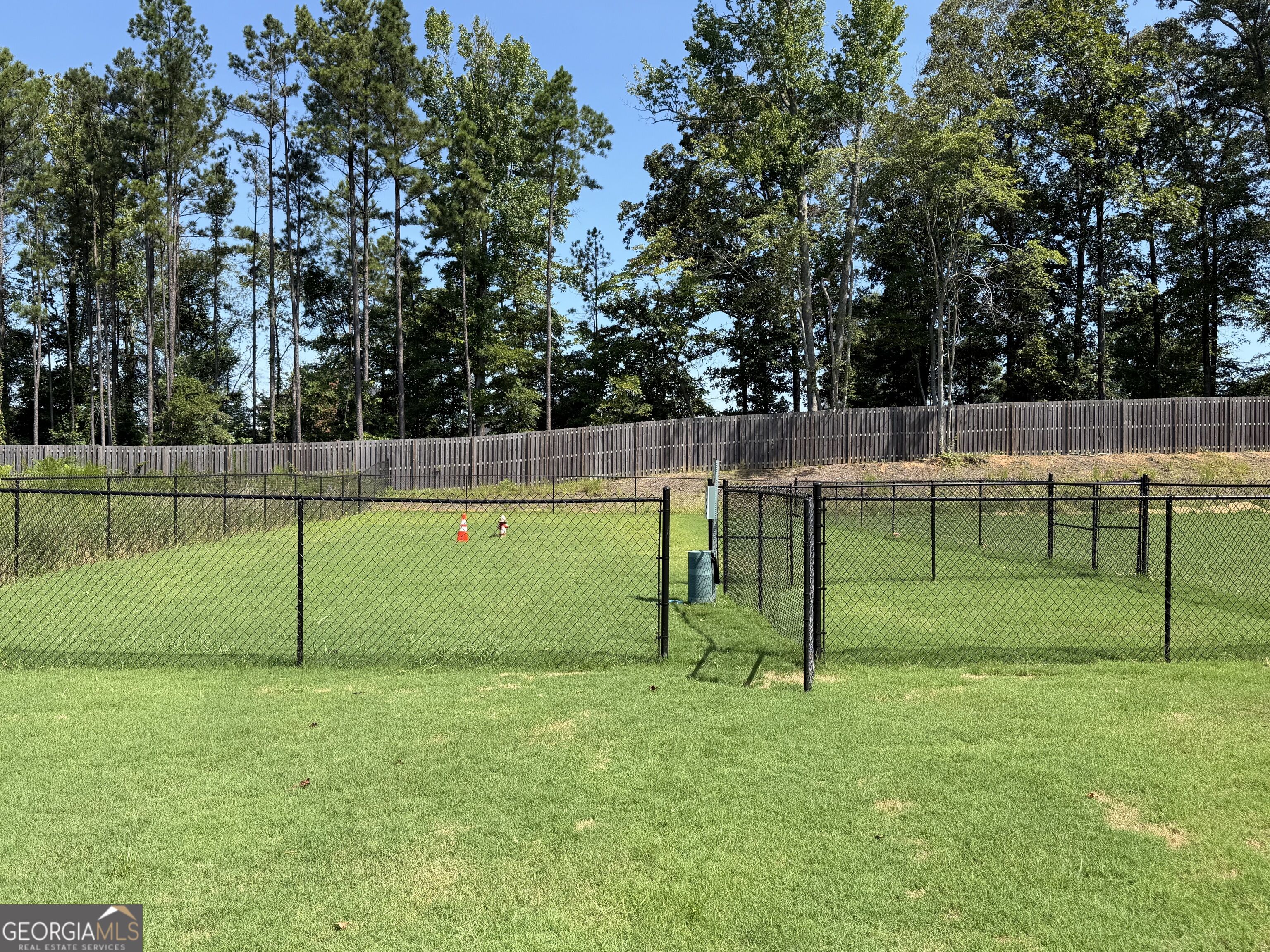 325 Rolling Green Road Property Photo 13