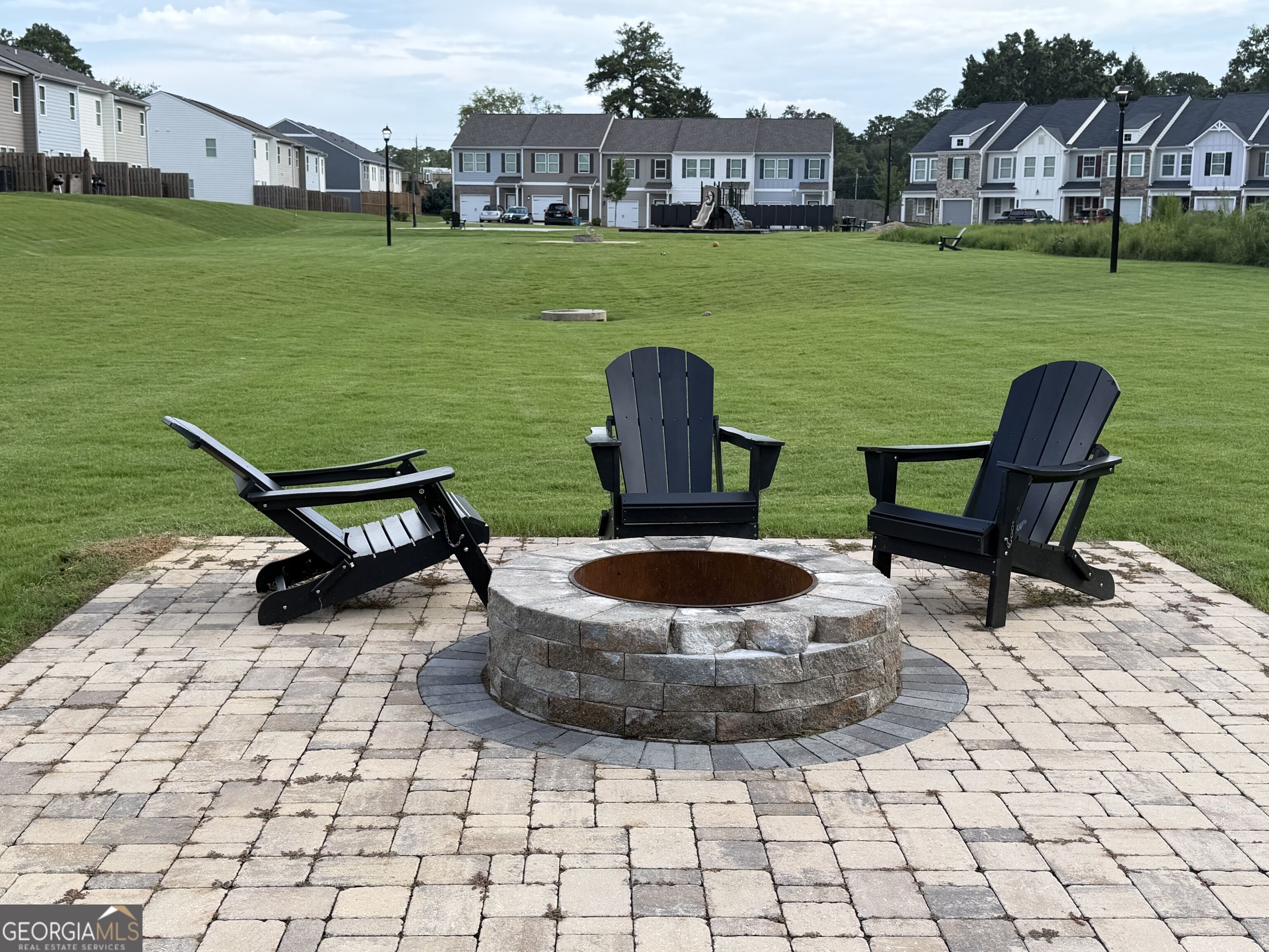 325 Rolling Green Road Property Photo 15