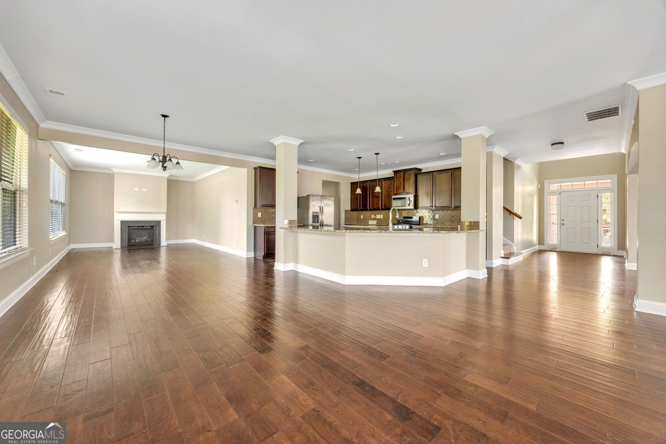 910 Southfork Drive Property Photo 15